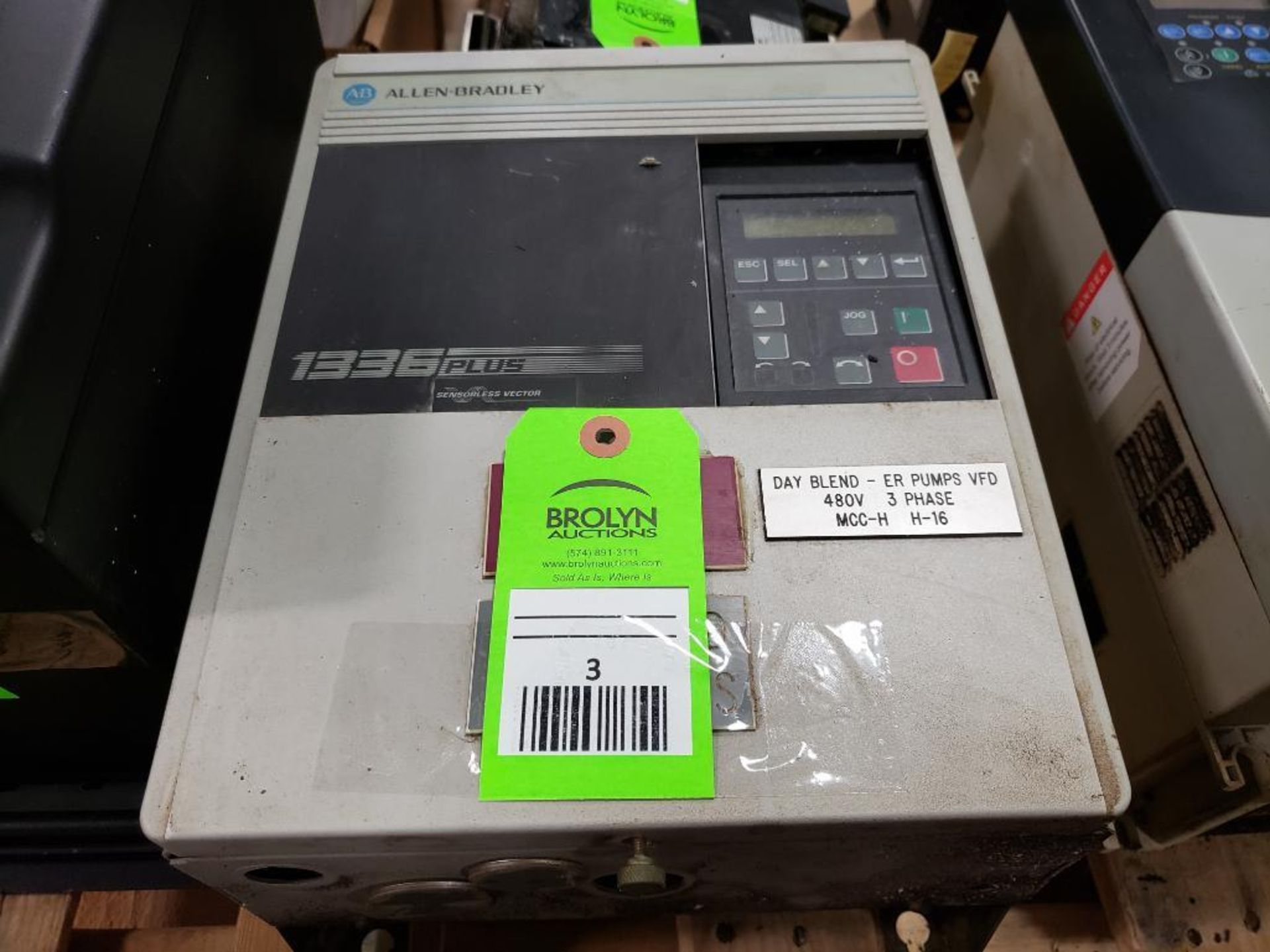 Allen Bradley 1336 Plus sensorless vector drive. 1336S-BRF75-AA-EN4.