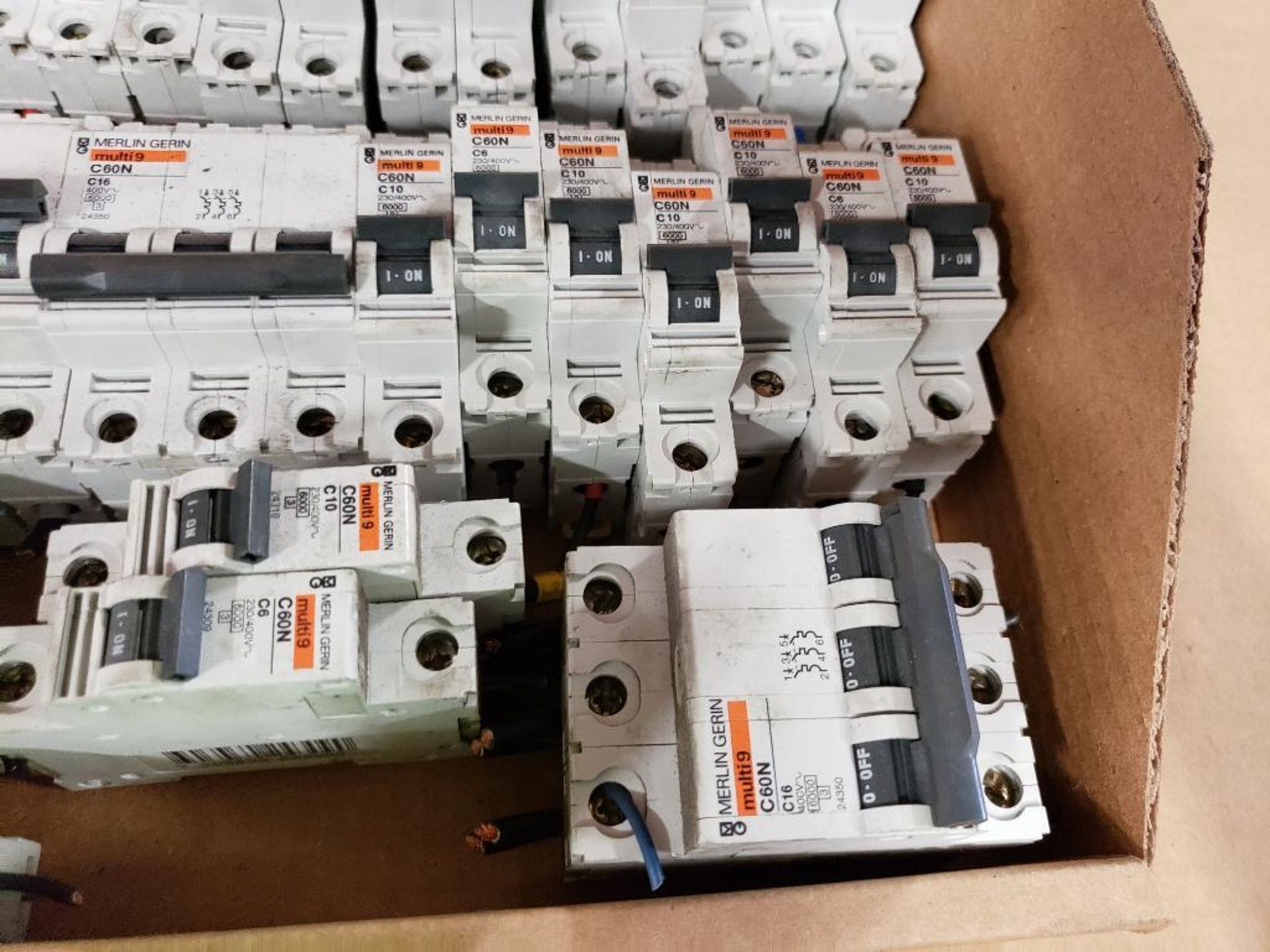 Large assortment of electrical. - Image 9 of 10