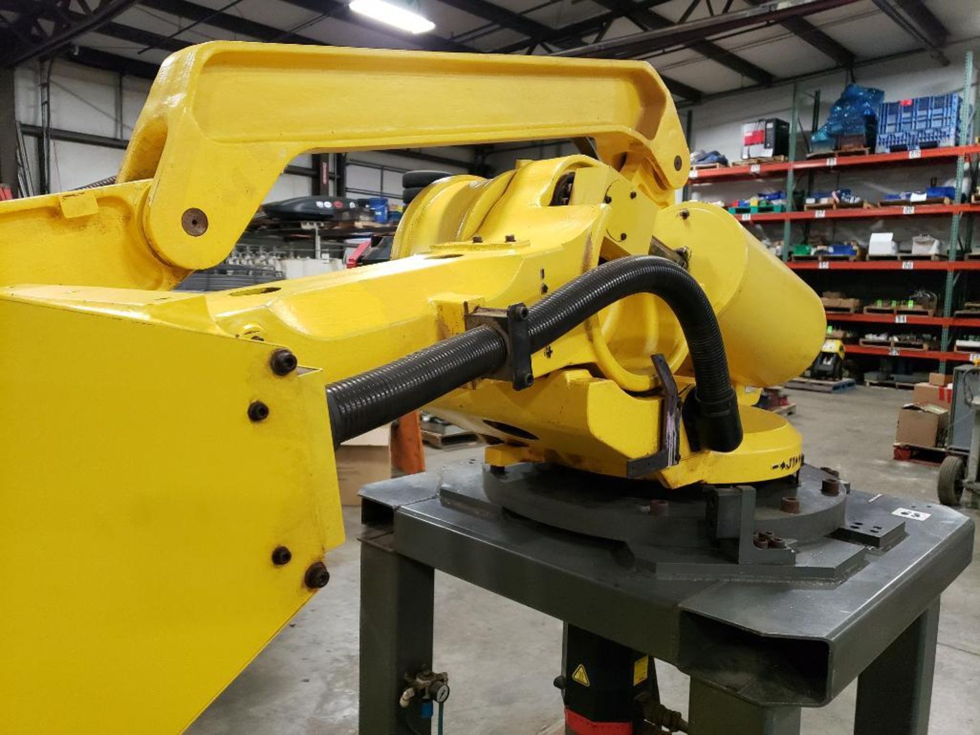 Fanuc M-410i HW robot arm. Does not include controller or cables. (cables have been cut) - Image 25 of 27