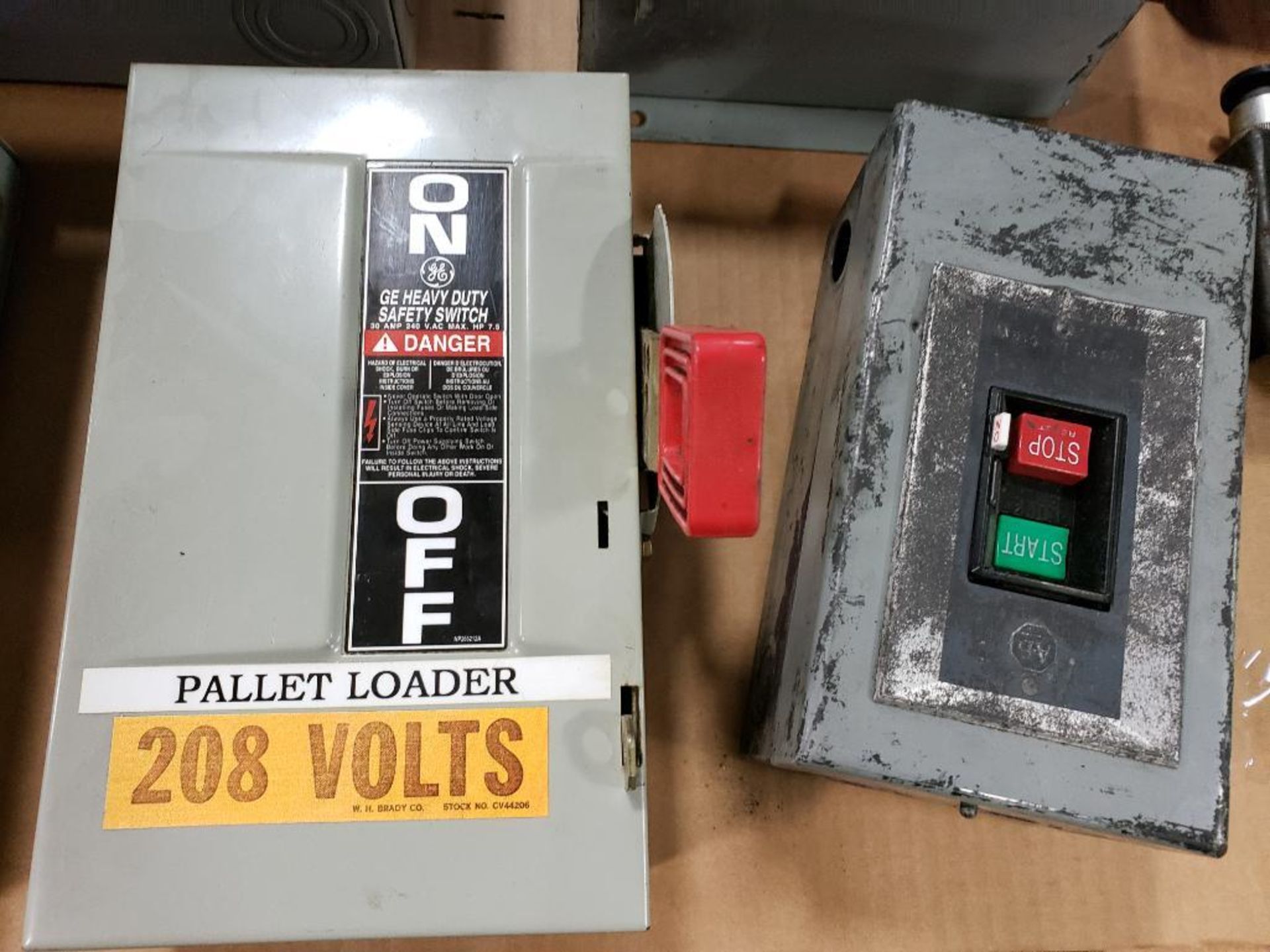 Pallet of assorted safety disconnects, breaker boxes, etc. - Image 3 of 18