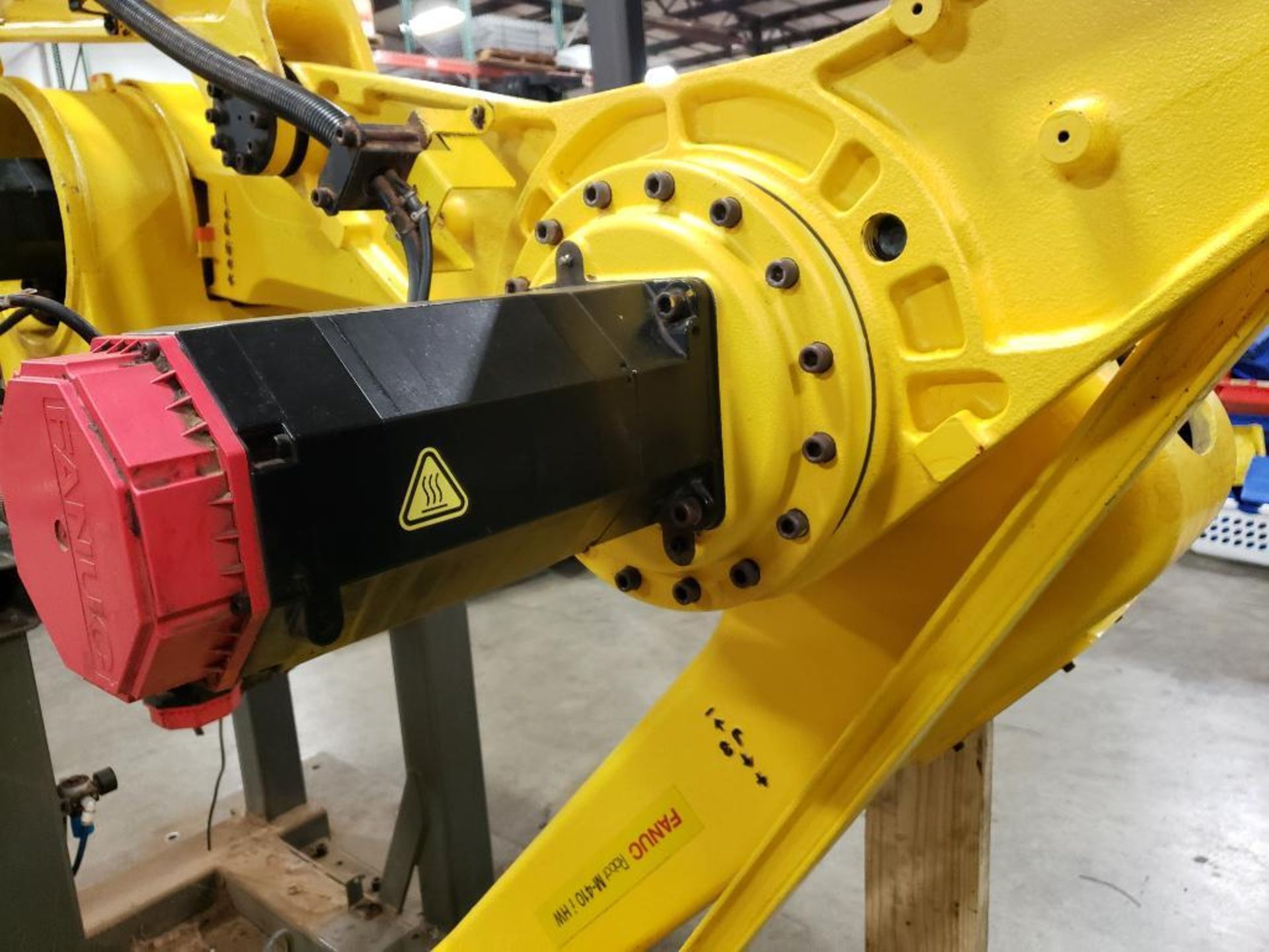 Fanuc M-410i HW robot arm. Does not include controller or cables. (cables have been cut) - Image 12 of 27