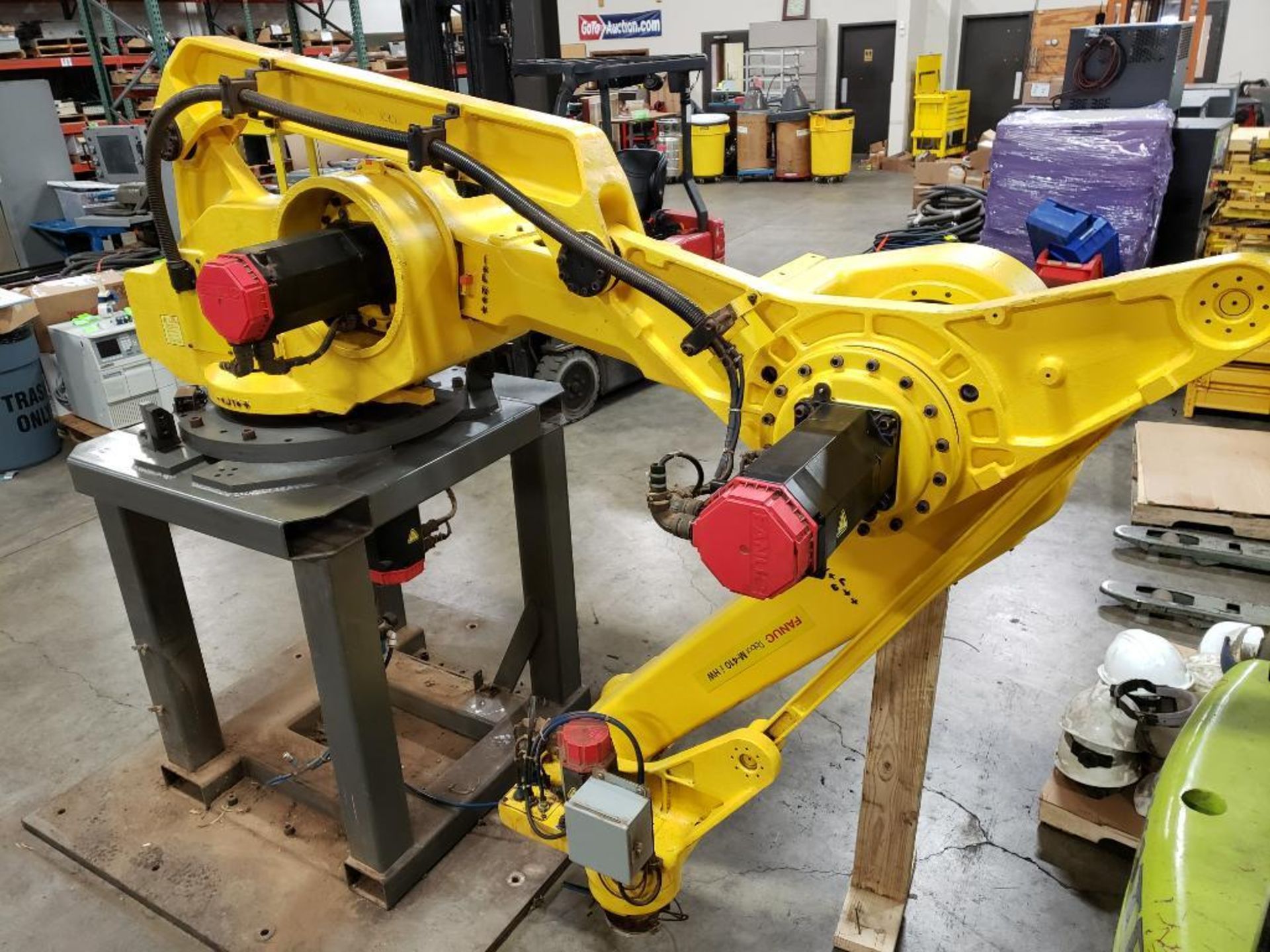 Fanuc M-410i HW robot arm. Does not include controller or cables. (cables have been cut) - Image 7 of 27