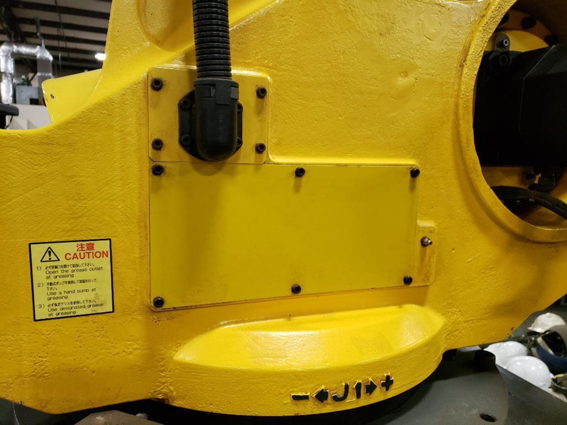 Fanuc M-410i HW robot arm. Does not include controller or cables. (cables have been cut) - Image 17 of 27
