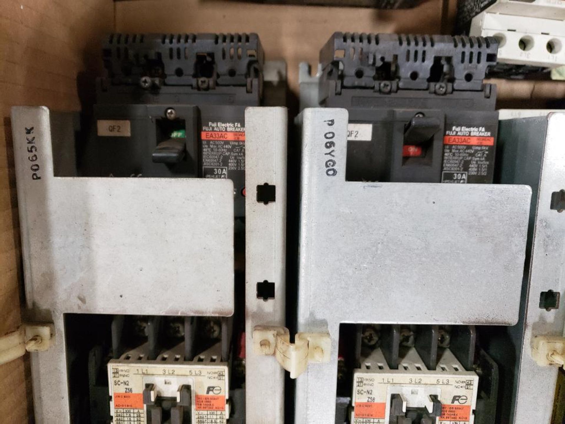 Large assortment of electrical. - Image 9 of 12