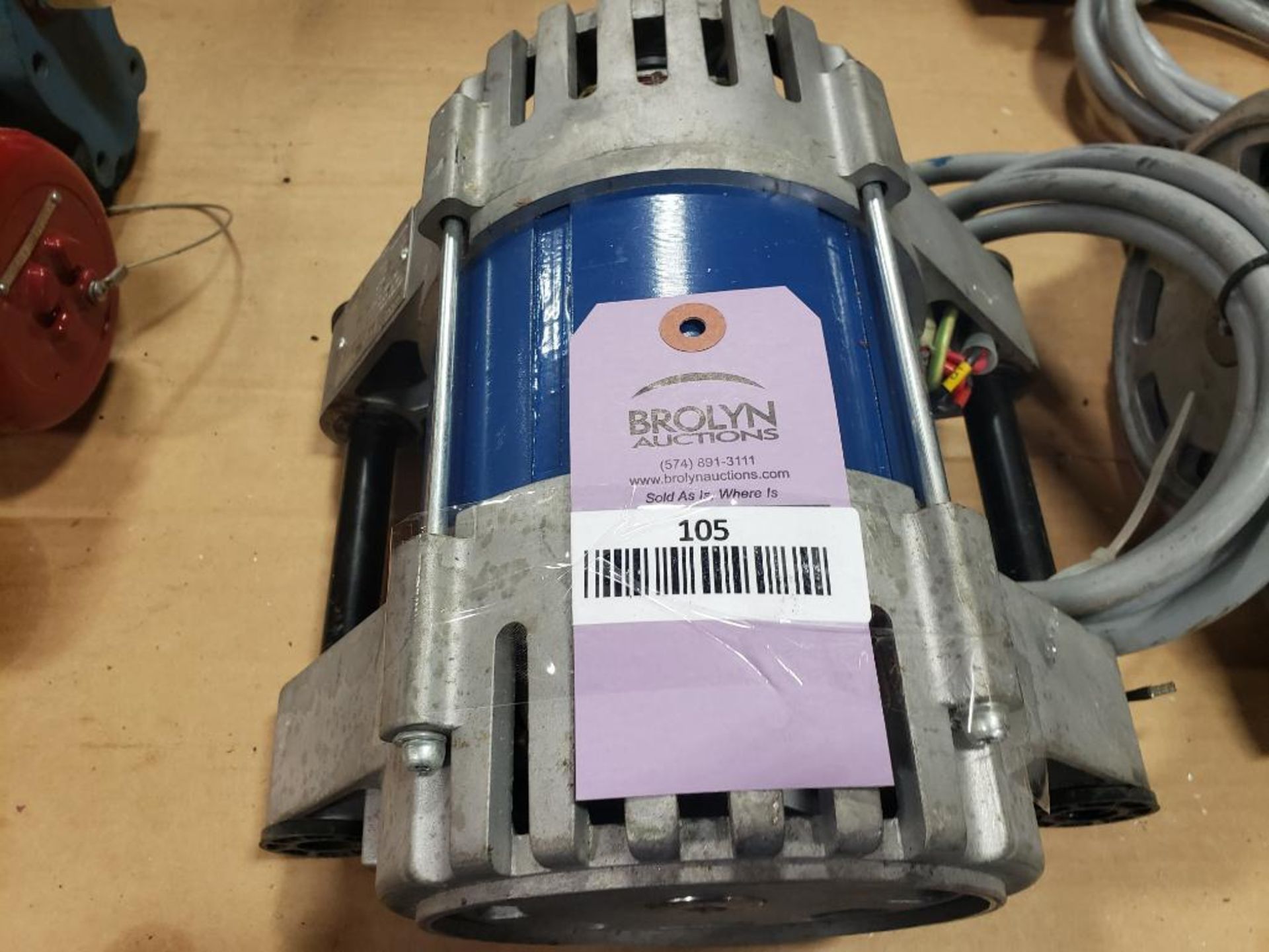 3Kw Cantoni motor. Model 3W-100L-4B-P51. - Image 2 of 5