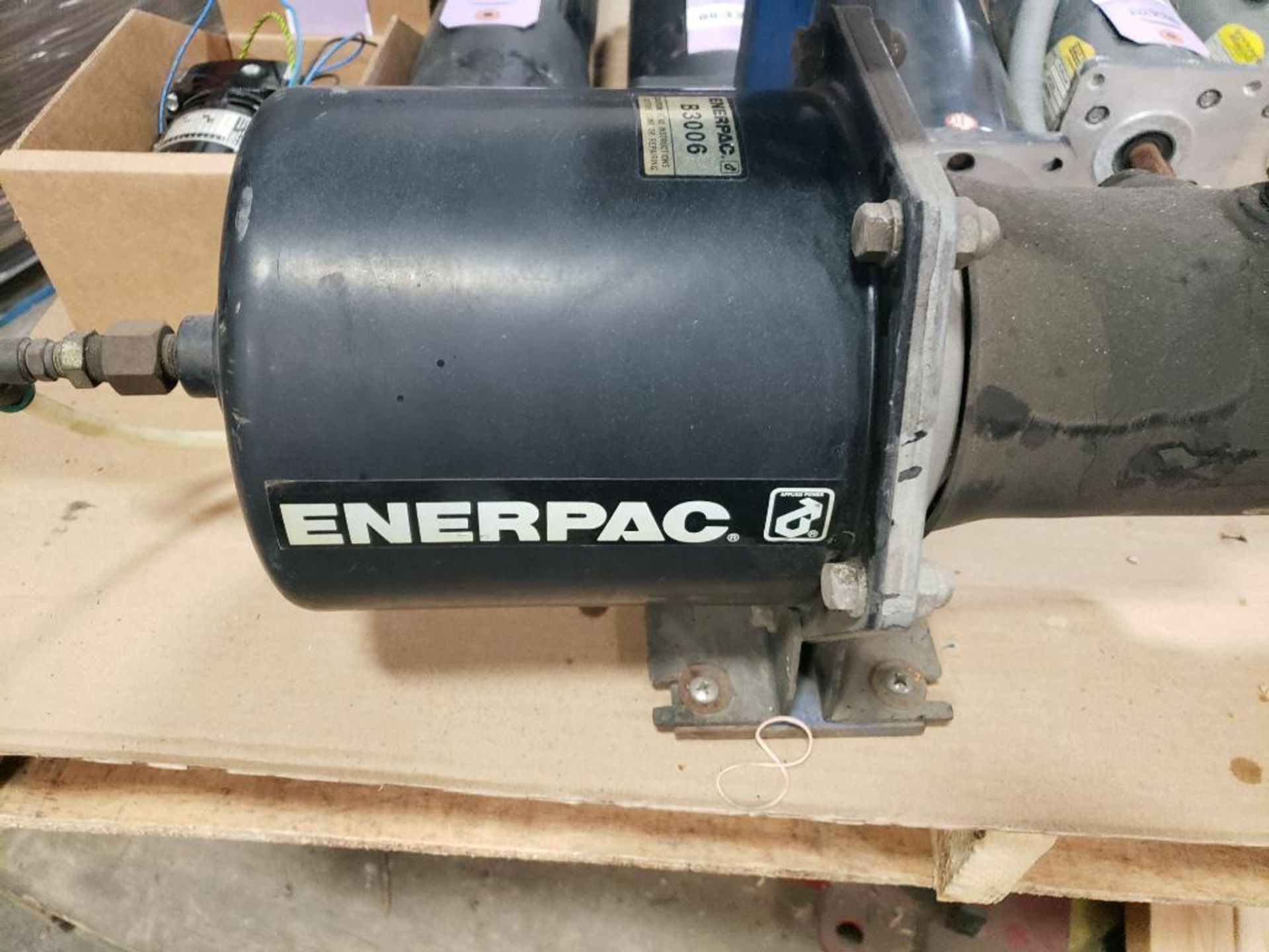 Enerpac B3006 Hydraulic pump.