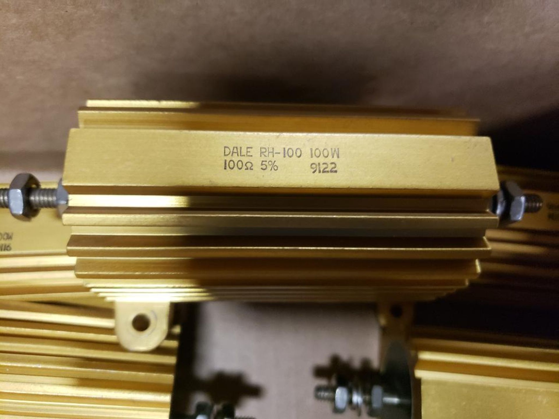 Qty 12 - Dale RH-100 resistor. 100W, 100-OHM 5%. - Image 3 of 5