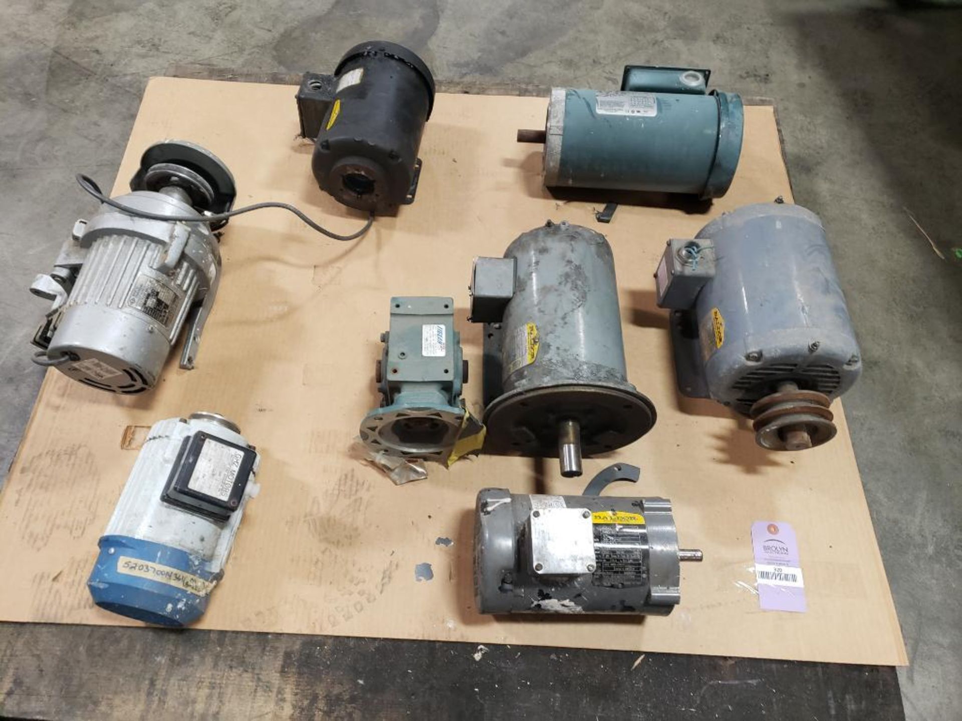 Pallet of assorted electric motors. - Image 17 of 17