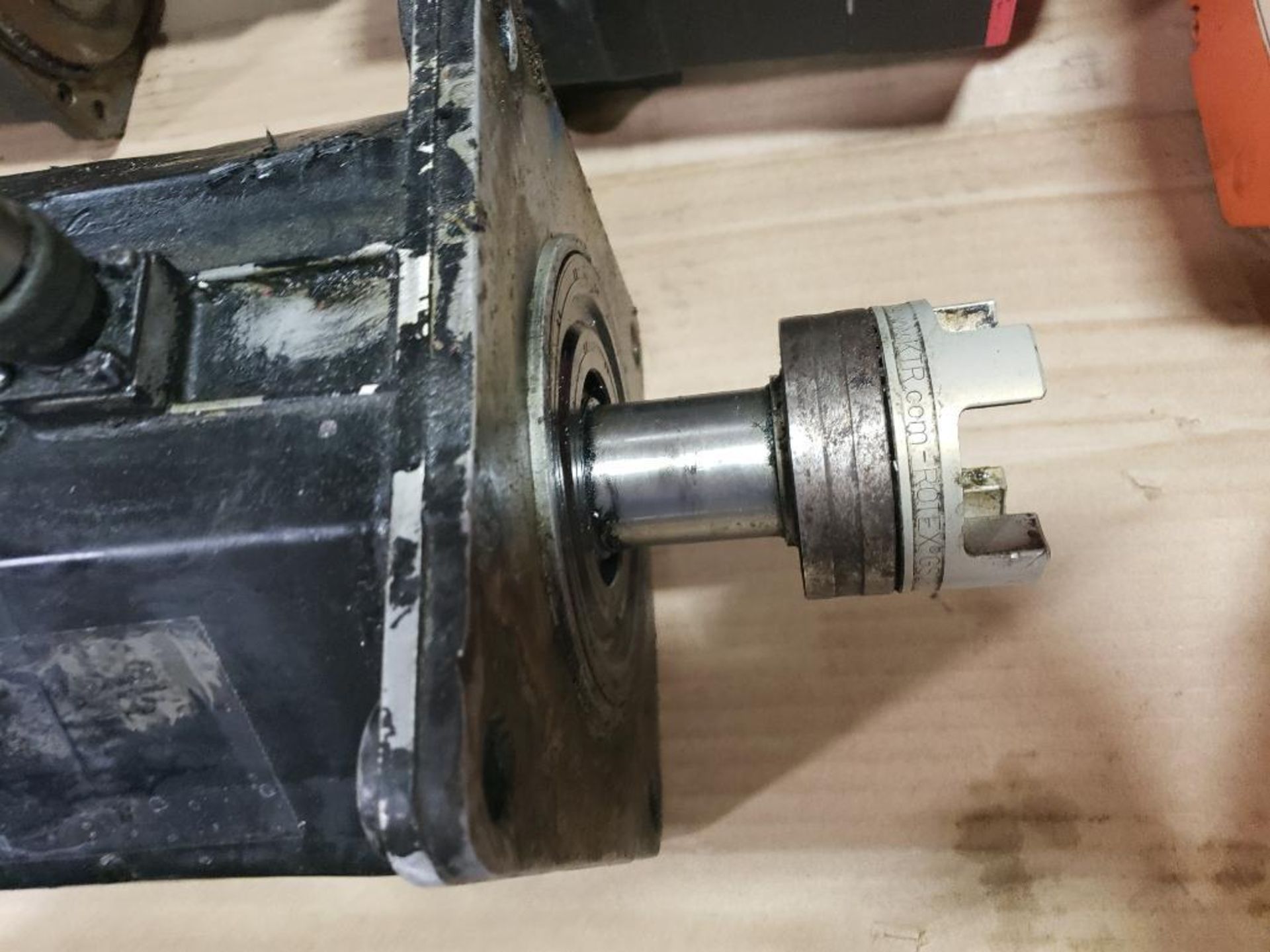 3.8kW Fanuc servo motor A06B-0147-B188. - Image 3 of 3