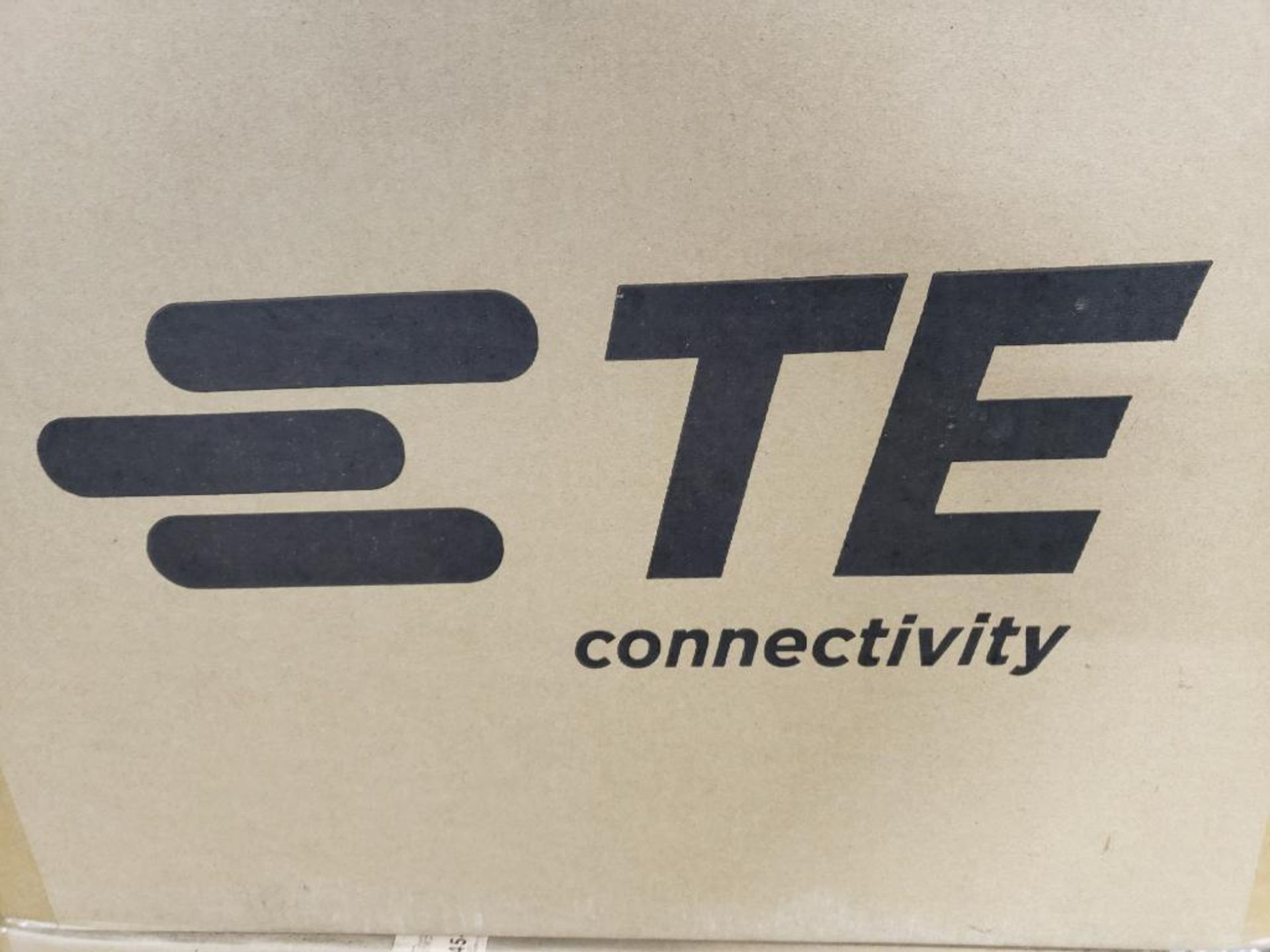 Qty 9000 - TE Connectivity part number 2213629-2. (4 bulk boxes of 9 reels) - Image 12 of 14