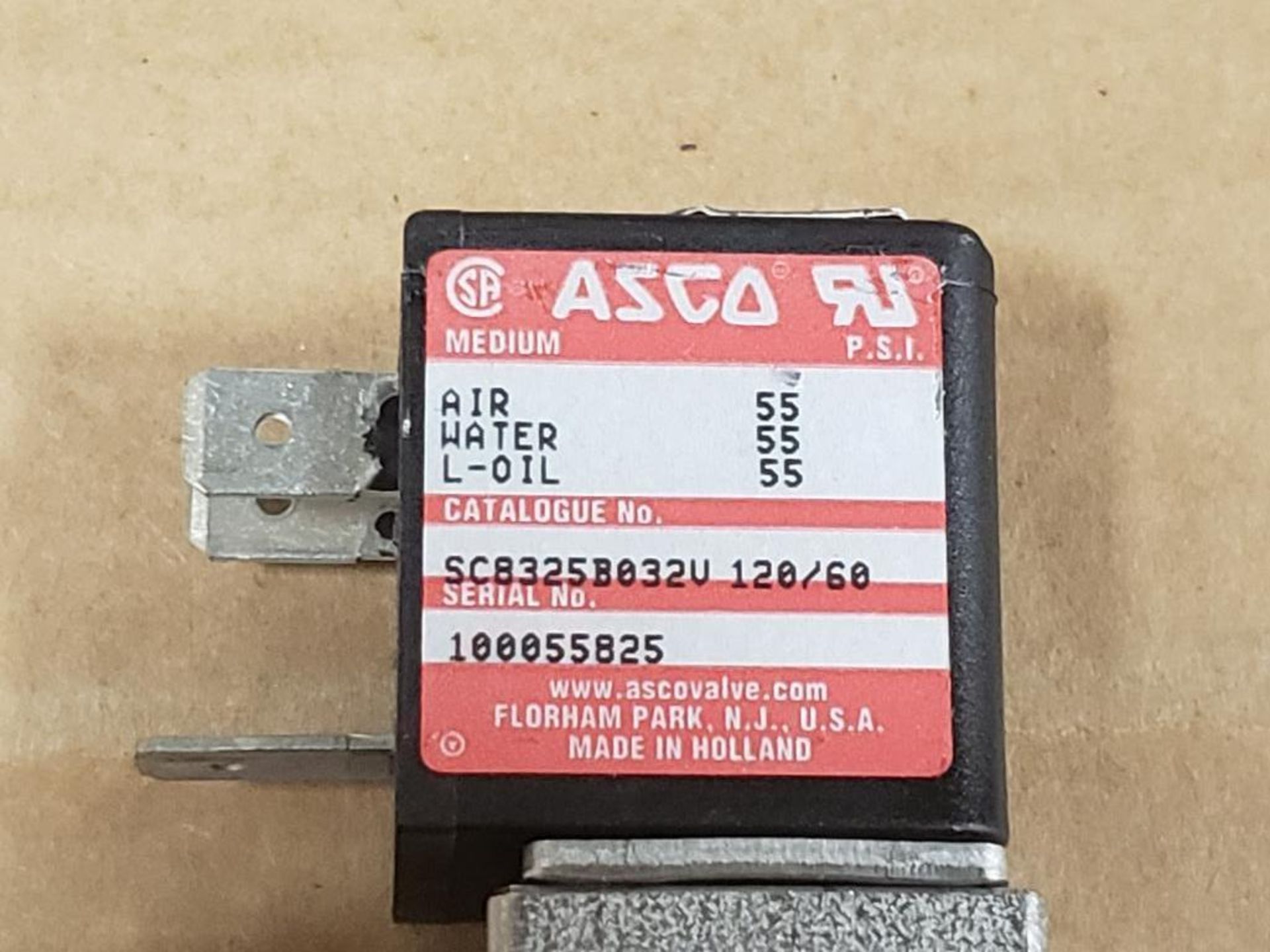 Qty 21 - ASCO SC8325B032V 120/60 solenoid valve. 55psi air/ 55 water / 55 l-oil. New in package. - Image 3 of 4
