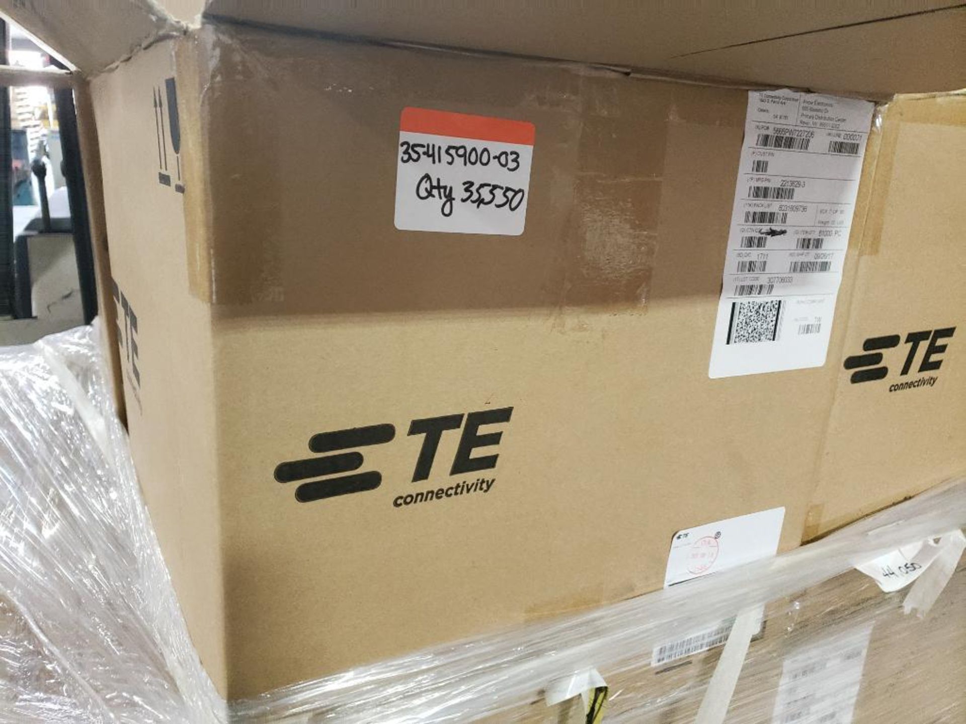 Qty 9000 - TE Connectivity part number 2213629-3. (4 bulk boxes of 9 reels) - Image 11 of 14