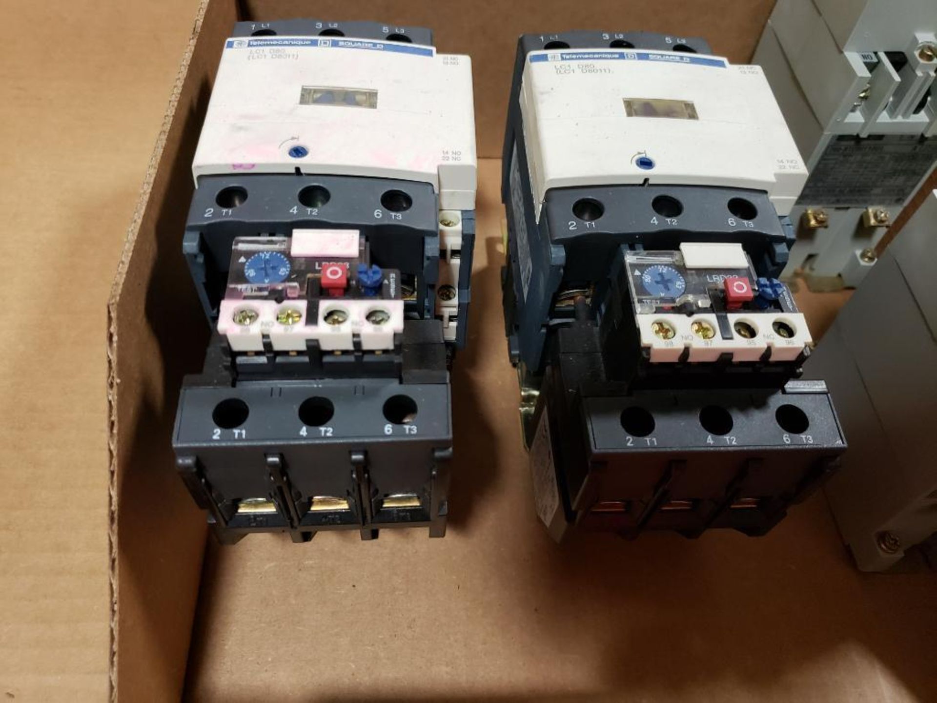 Assorted electrical contactor, motor protector. Square-D Telemecanique, Allen Bradley. - Image 6 of 10