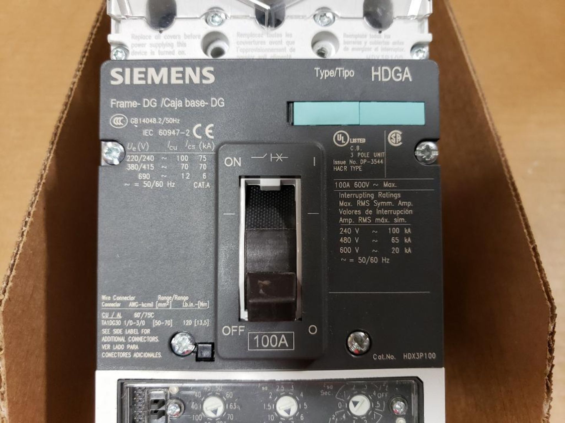 Siemens DP-3544 100A circuit breaker. - Image 2 of 9