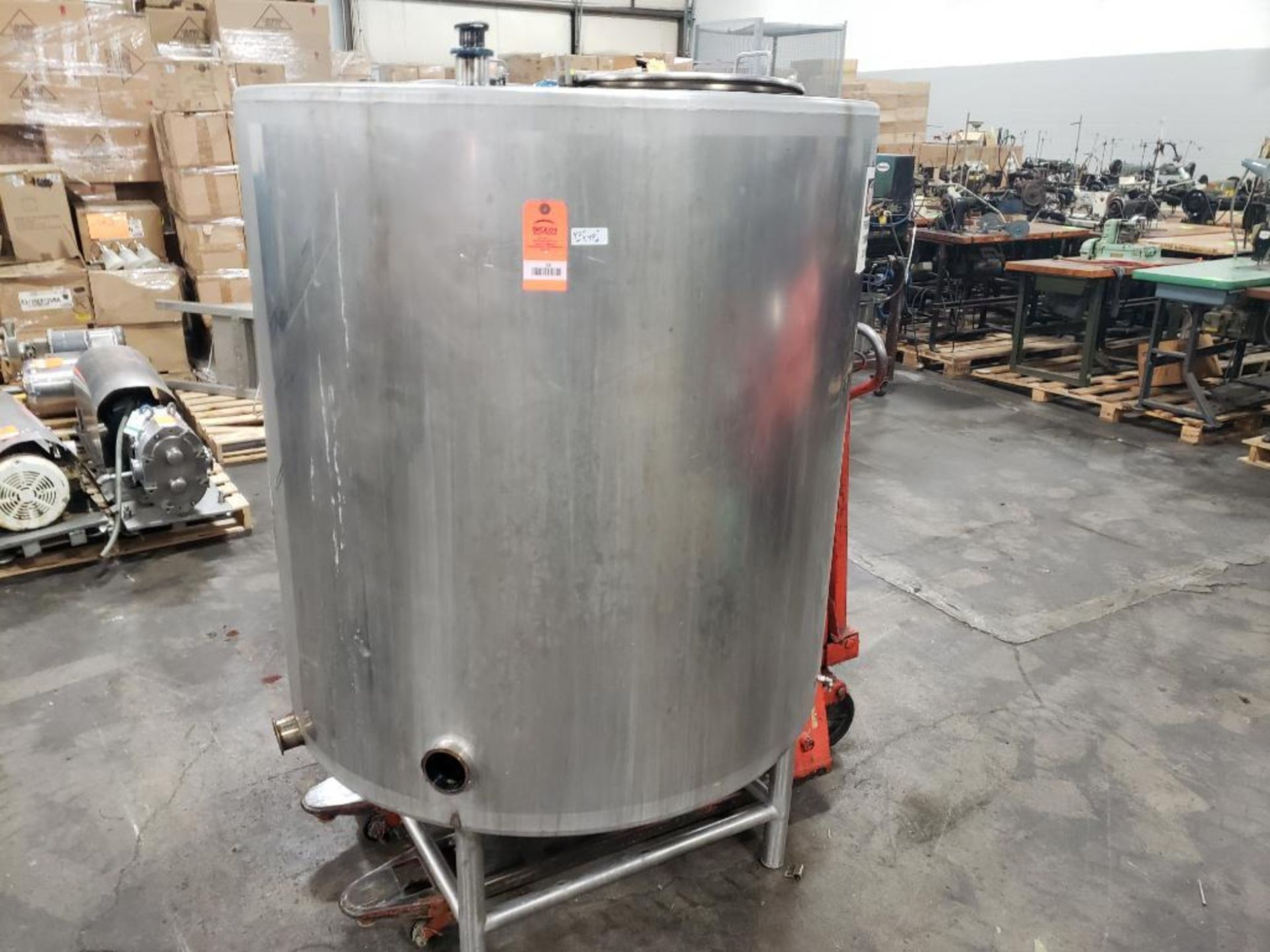 Approx 350 gallon Stainless steel holding tank. Approx dimensions 47in wide by 48in tall.