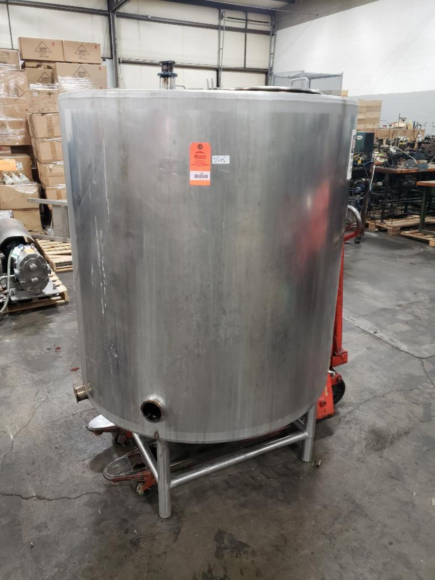 Approx 350 gallon Stainless steel holding tank. Approx dimensions 47in wide by 48in tall. - Image 2 of 12