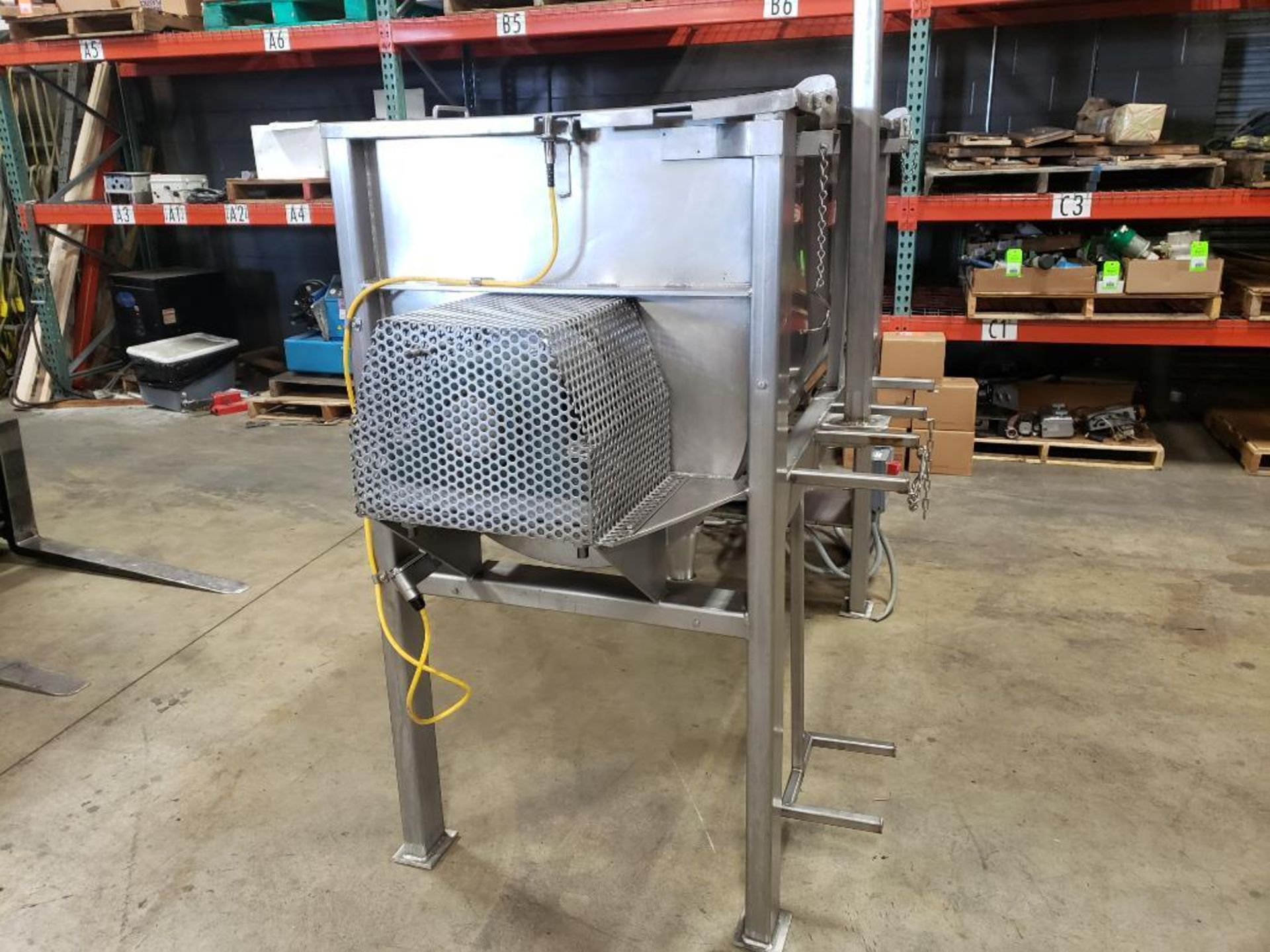 10hp 25 cu ft (est) Industrial food process ribbon mixer. Appears to be 316 stainless construction. - Image 6 of 23
