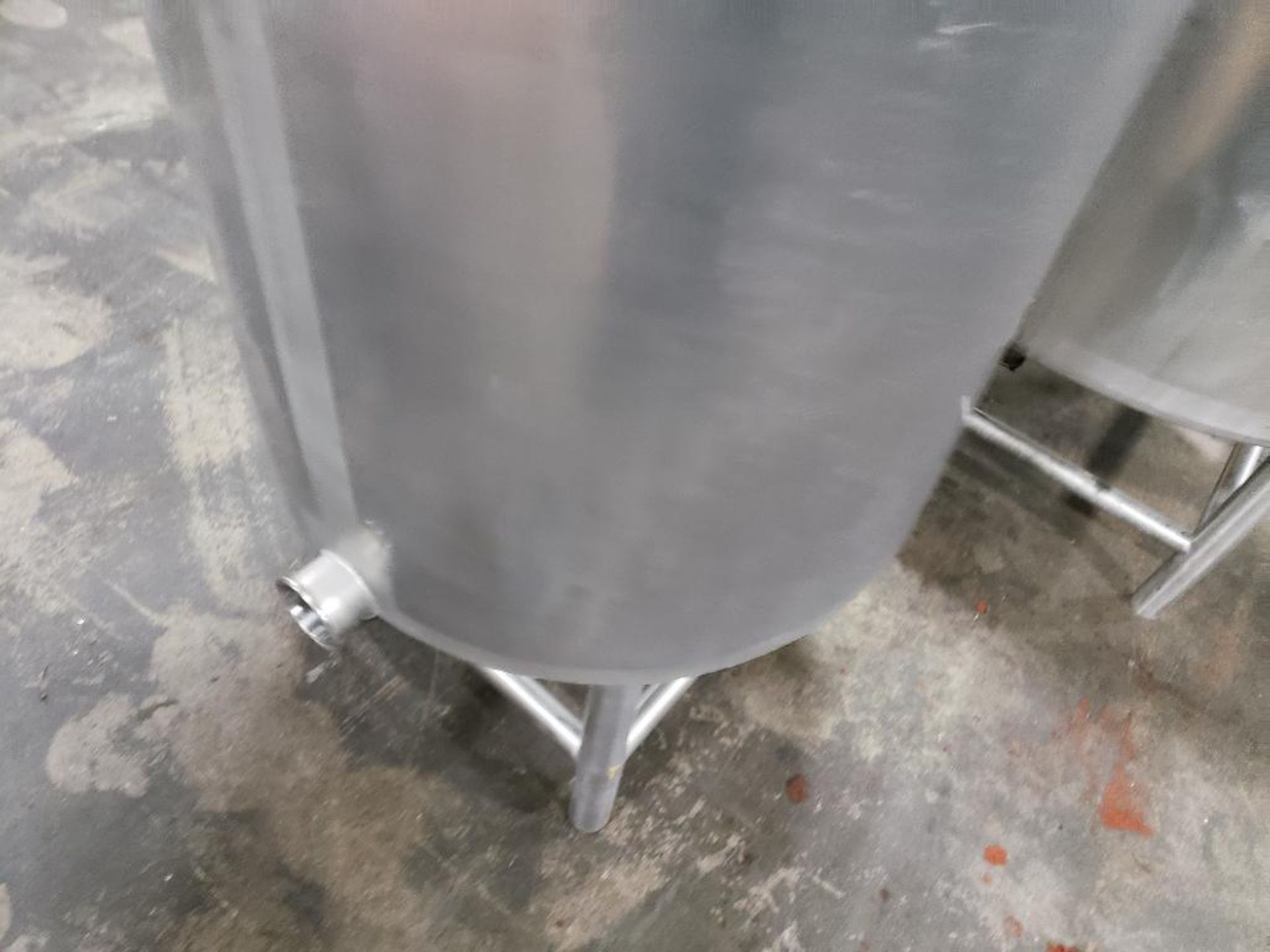 Approx 135 gallon Stainless steel holding tank. Approx dimensions 47in wide by 48in tall. - Image 8 of 9