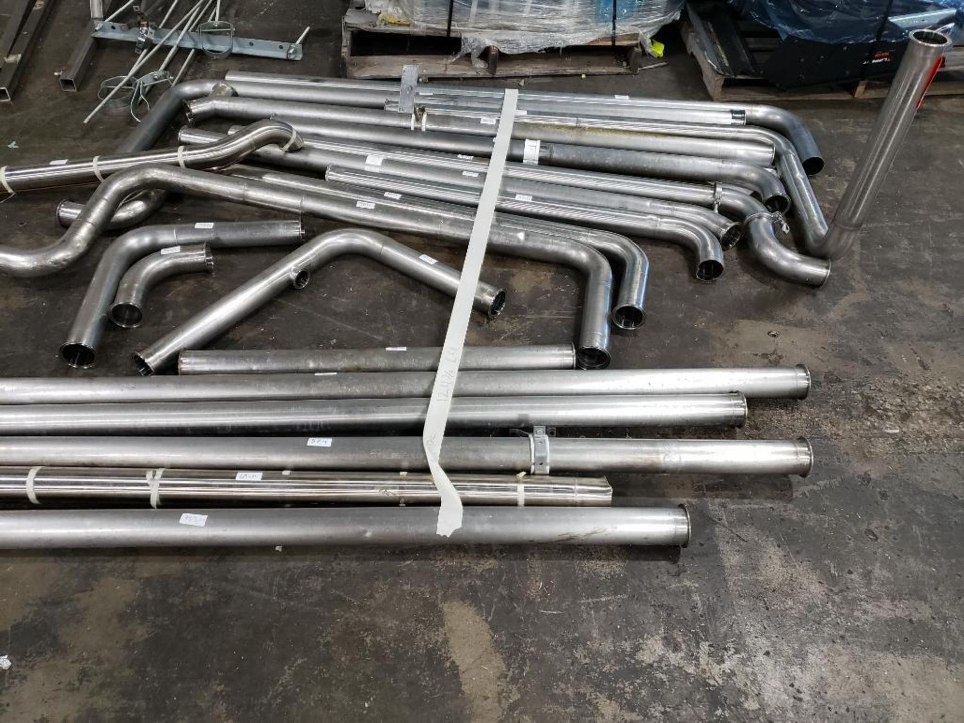 3 inch - Approx 124 total feet of 3in stainless food grade pipe in assorted lengths. - Image 4 of 16