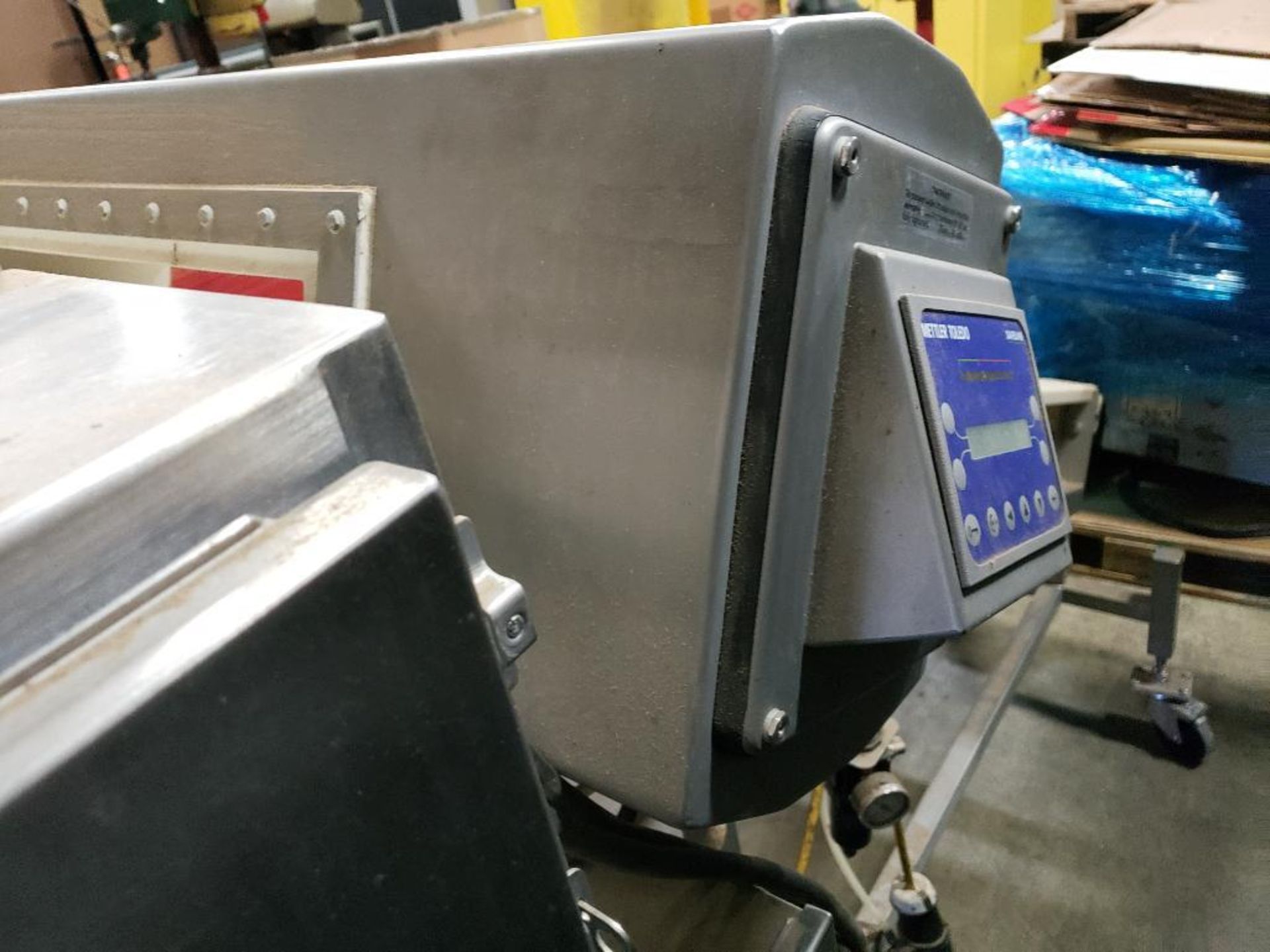 Include conveyor with Mettler Toledo Safeline metal detector machine. - Image 8 of 24