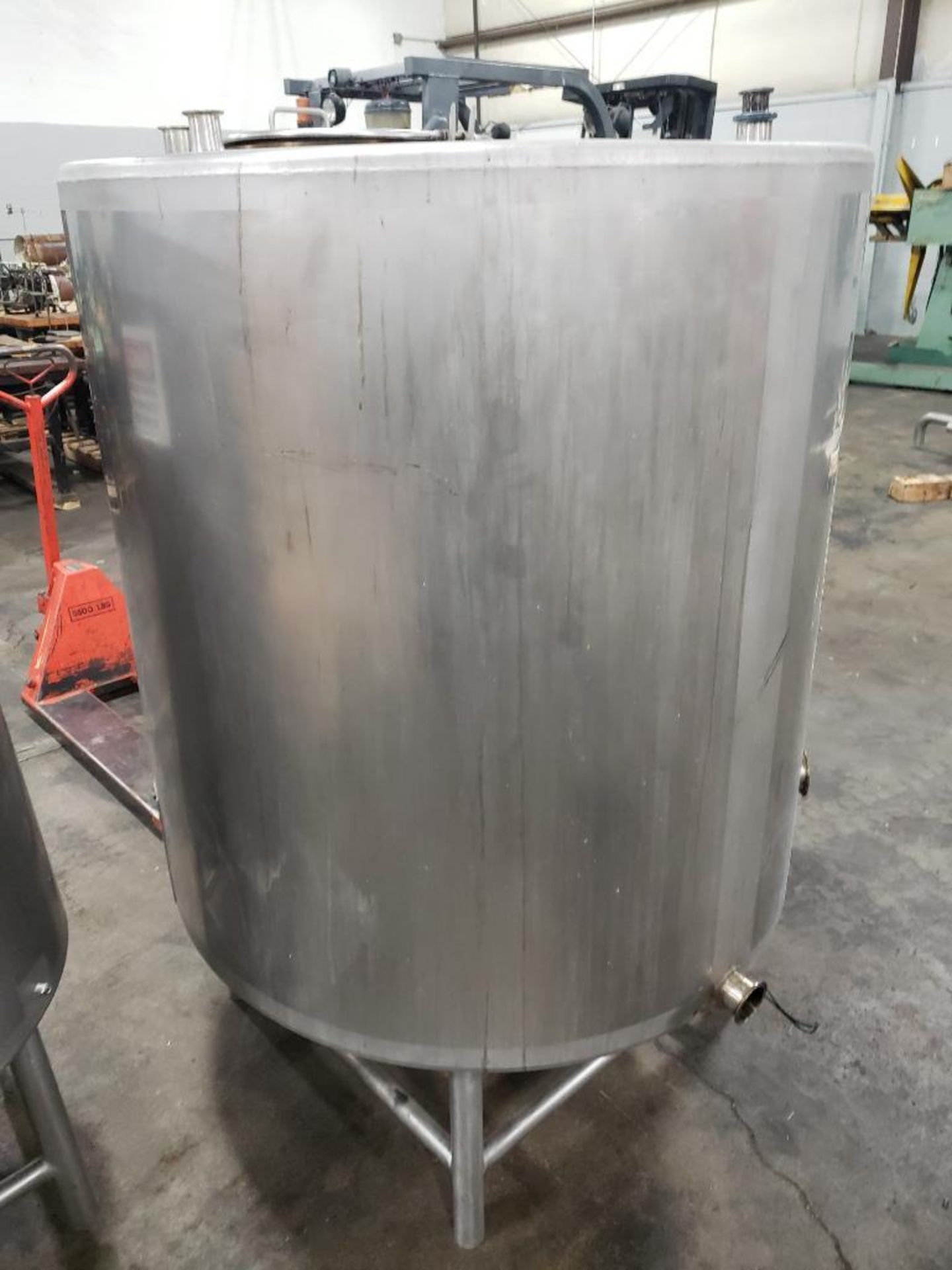 Approx 350 gallon Stainless steel holding tank. Approx dimensions 47in wide by 48in tall. - Image 12 of 12