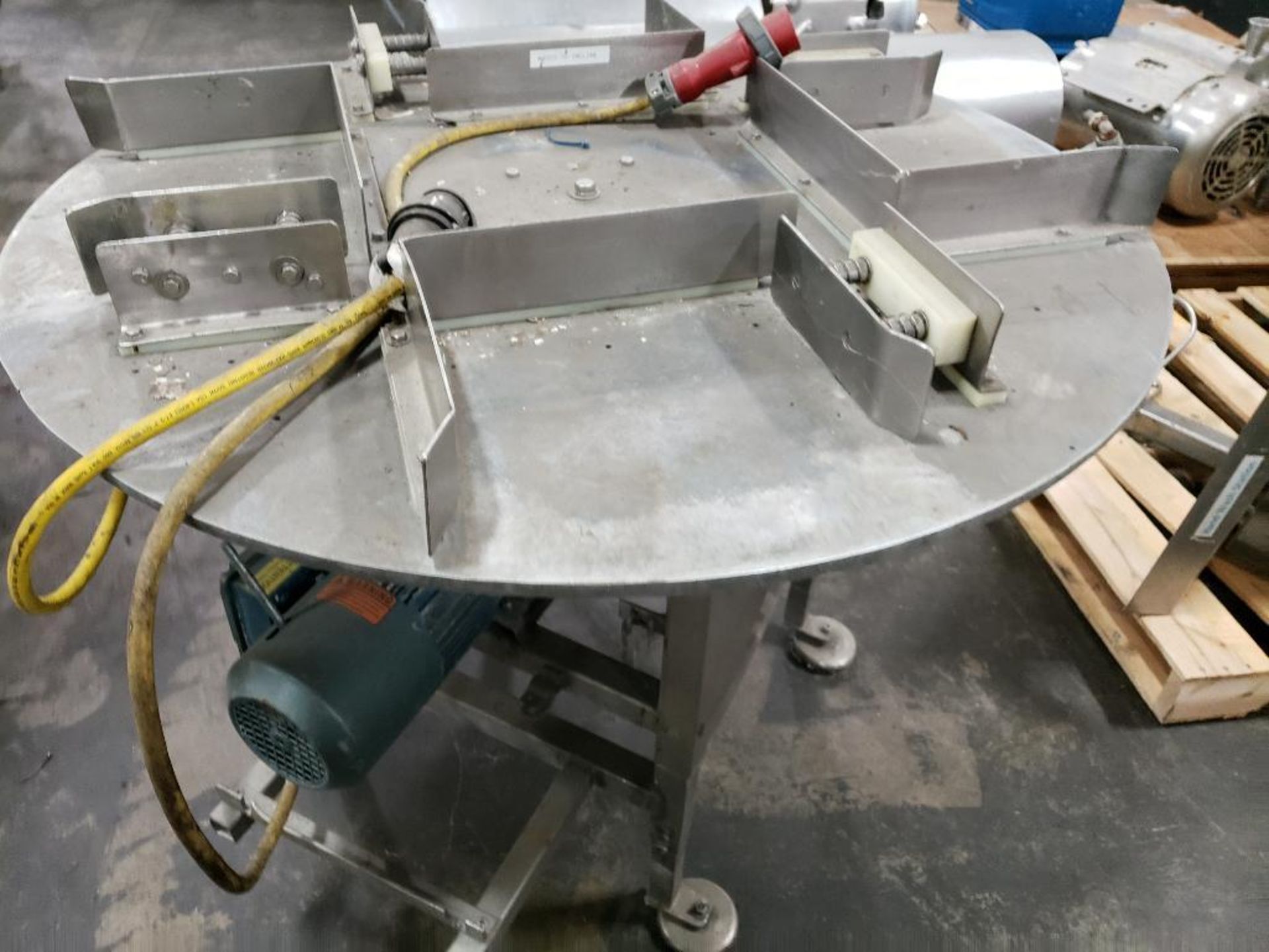 Stainless steel rotary turn table for filling station. - Image 10 of 10
