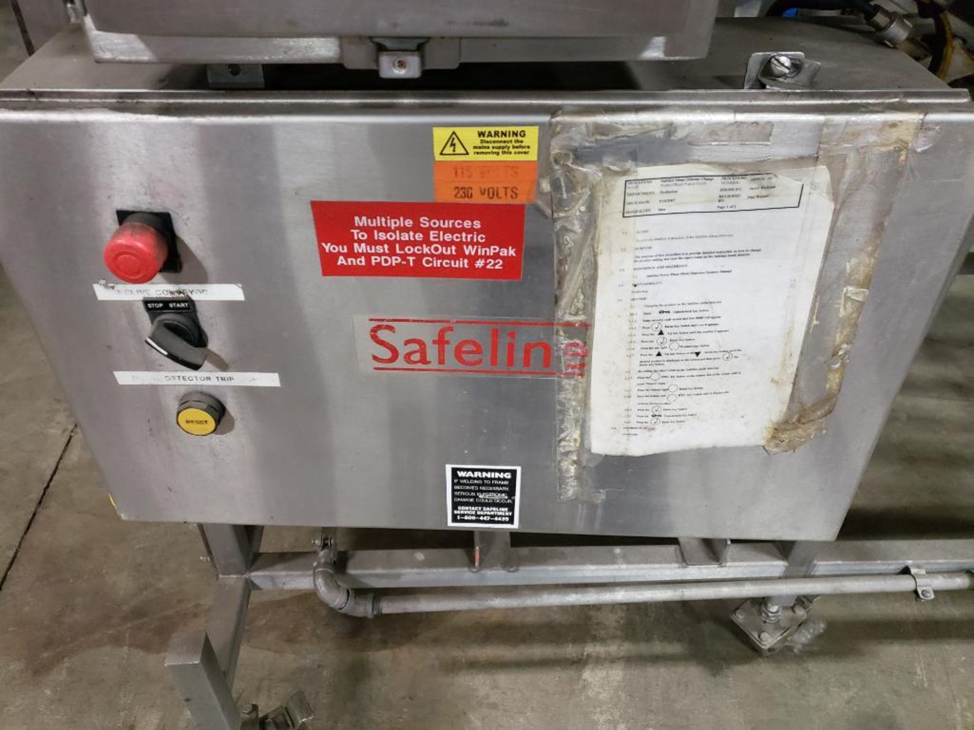 Include conveyor with Mettler Toledo Safeline metal detector machine. - Image 3 of 22