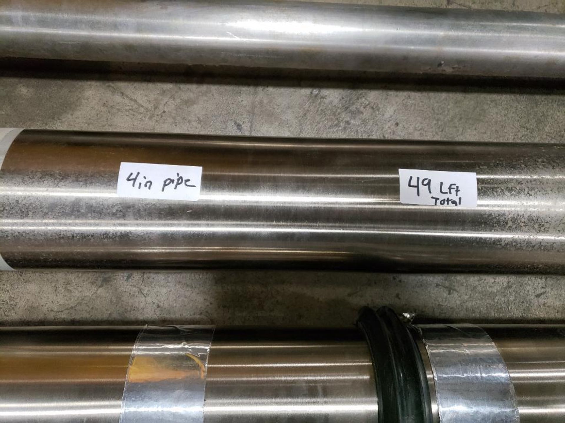 2.5 inch and 4 inch - stainless food grade pipe in assorted lengths. - Image 7 of 13