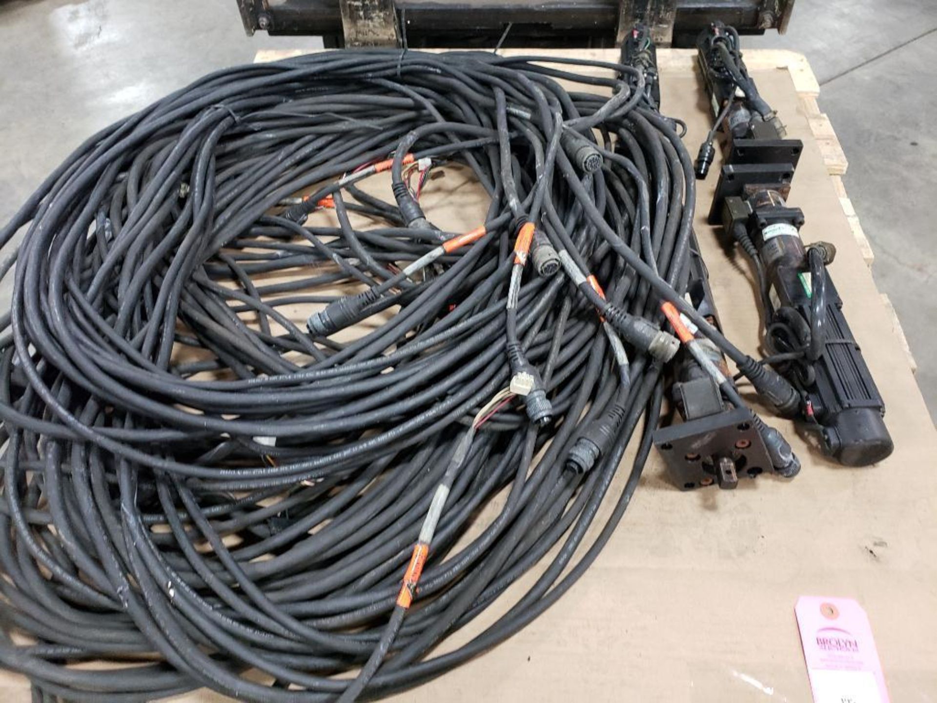 Qty 4 - FEC motorized nut runners NFT-202RM3-S and connection cords. 0.64Nm-Torque. - Image 2 of 16