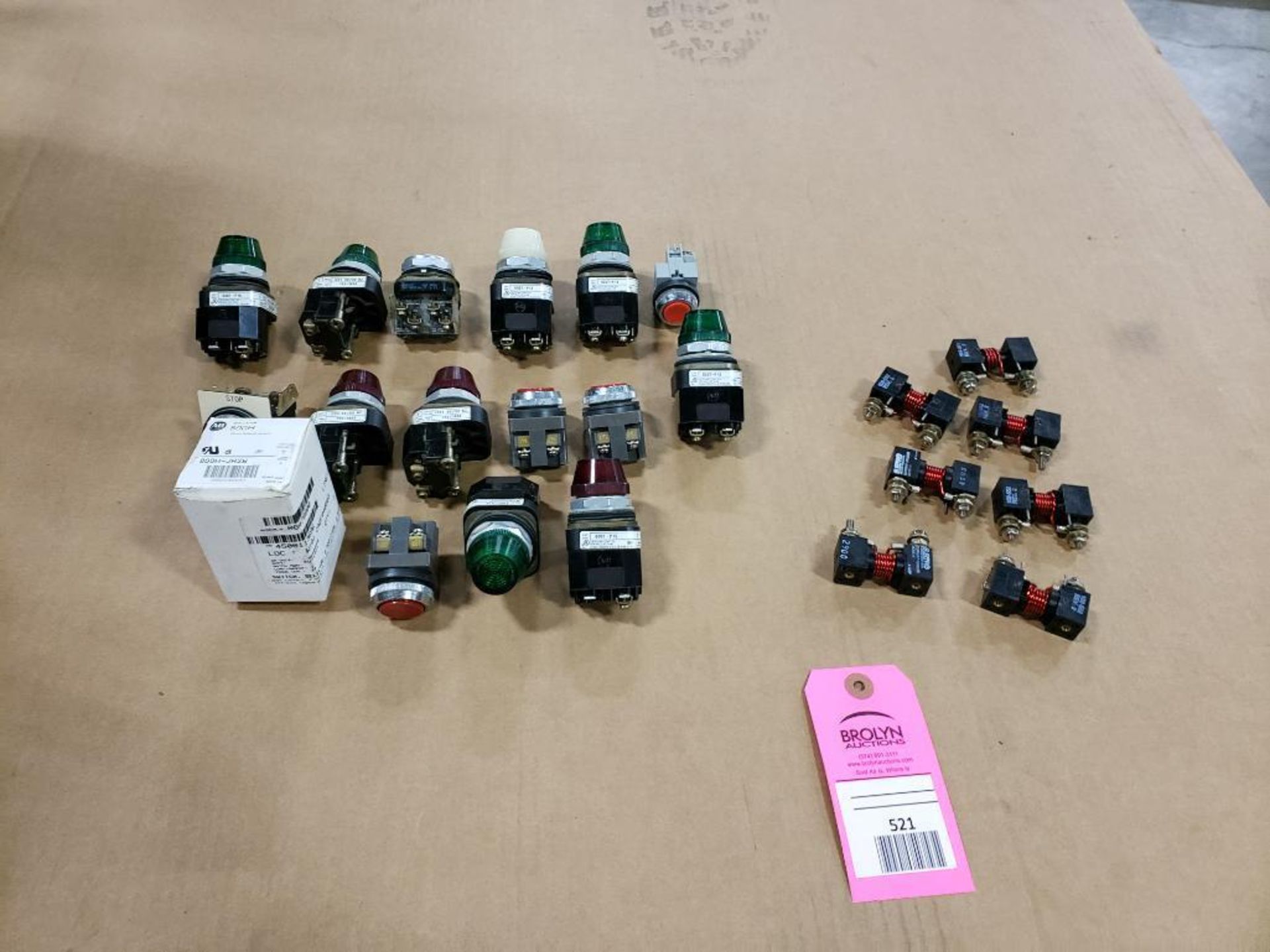 Assorted electrical buttons and relays. - Image 16 of 16