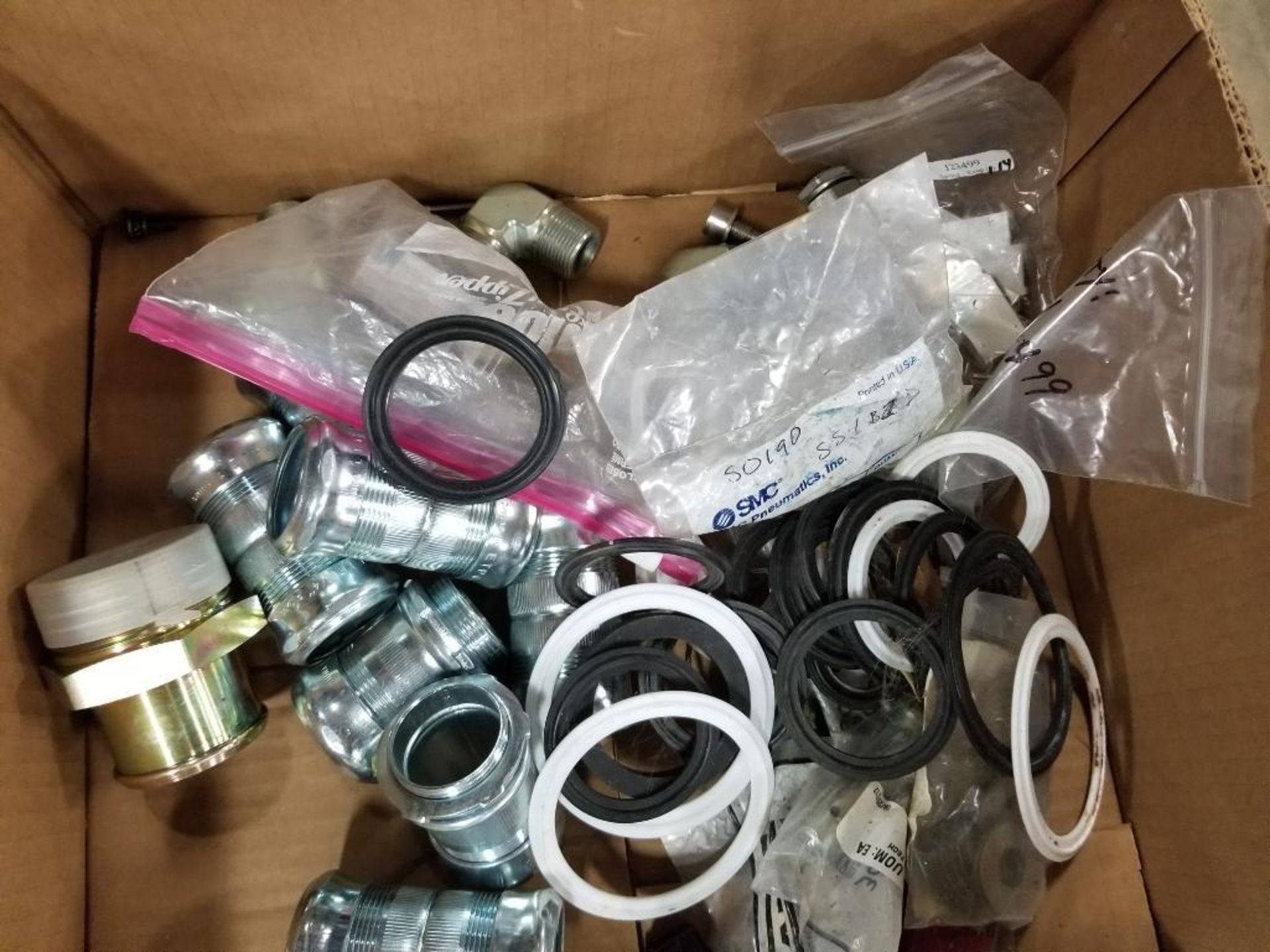 Pallet of flow control fittings, hardware. - Image 9 of 44
