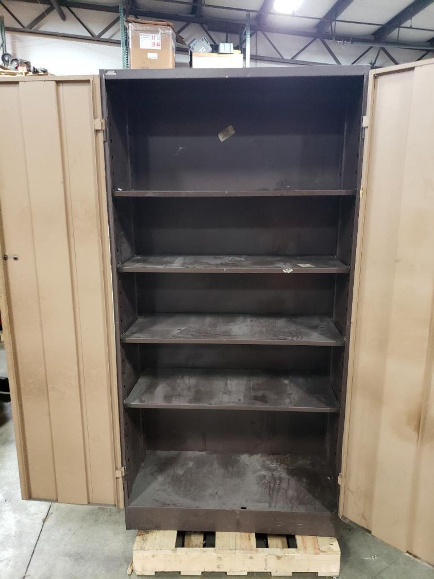 38x18x76 WxDxH metal, shop storage cabinet. - Image 5 of 5