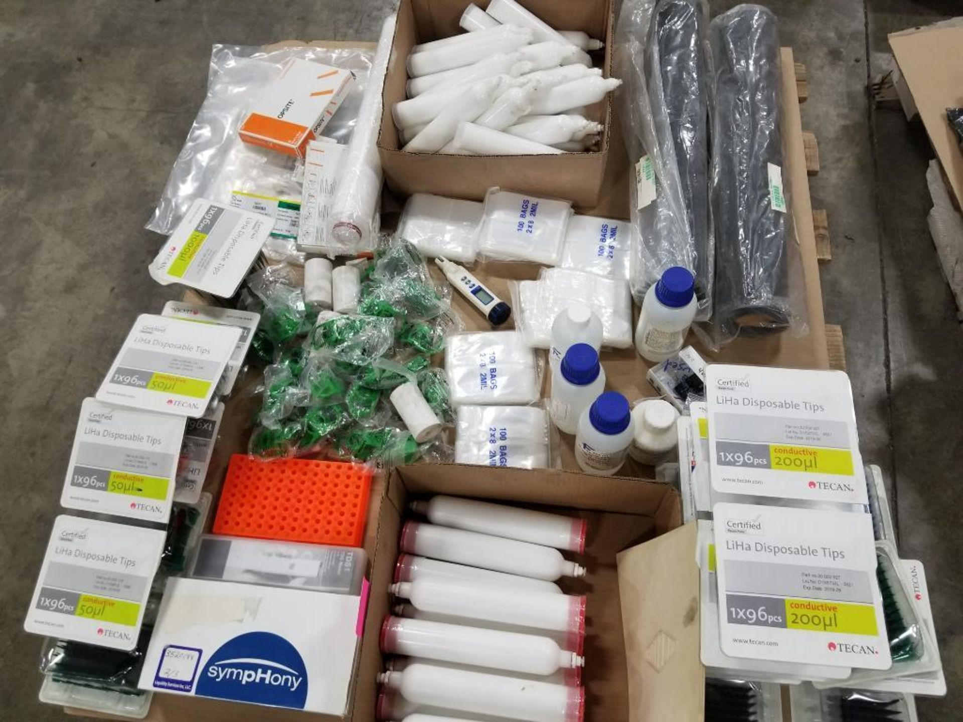 Pallet of assorted lab test equipment consumables. - Image 36 of 38