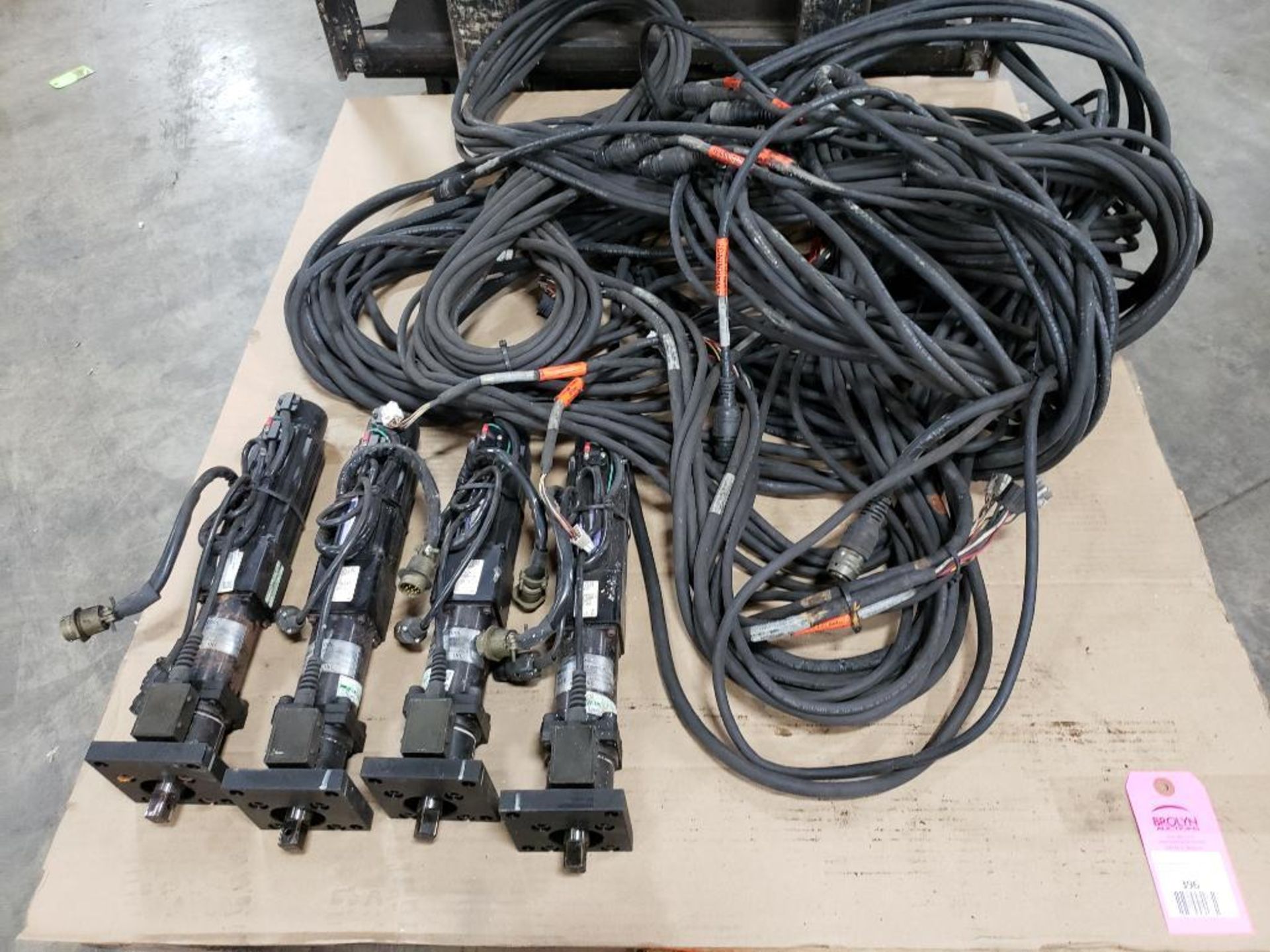 Qty 4 - FEC motorized nut runners NFT-202RM3-S and connection cords. 0.64Nm-Torque.