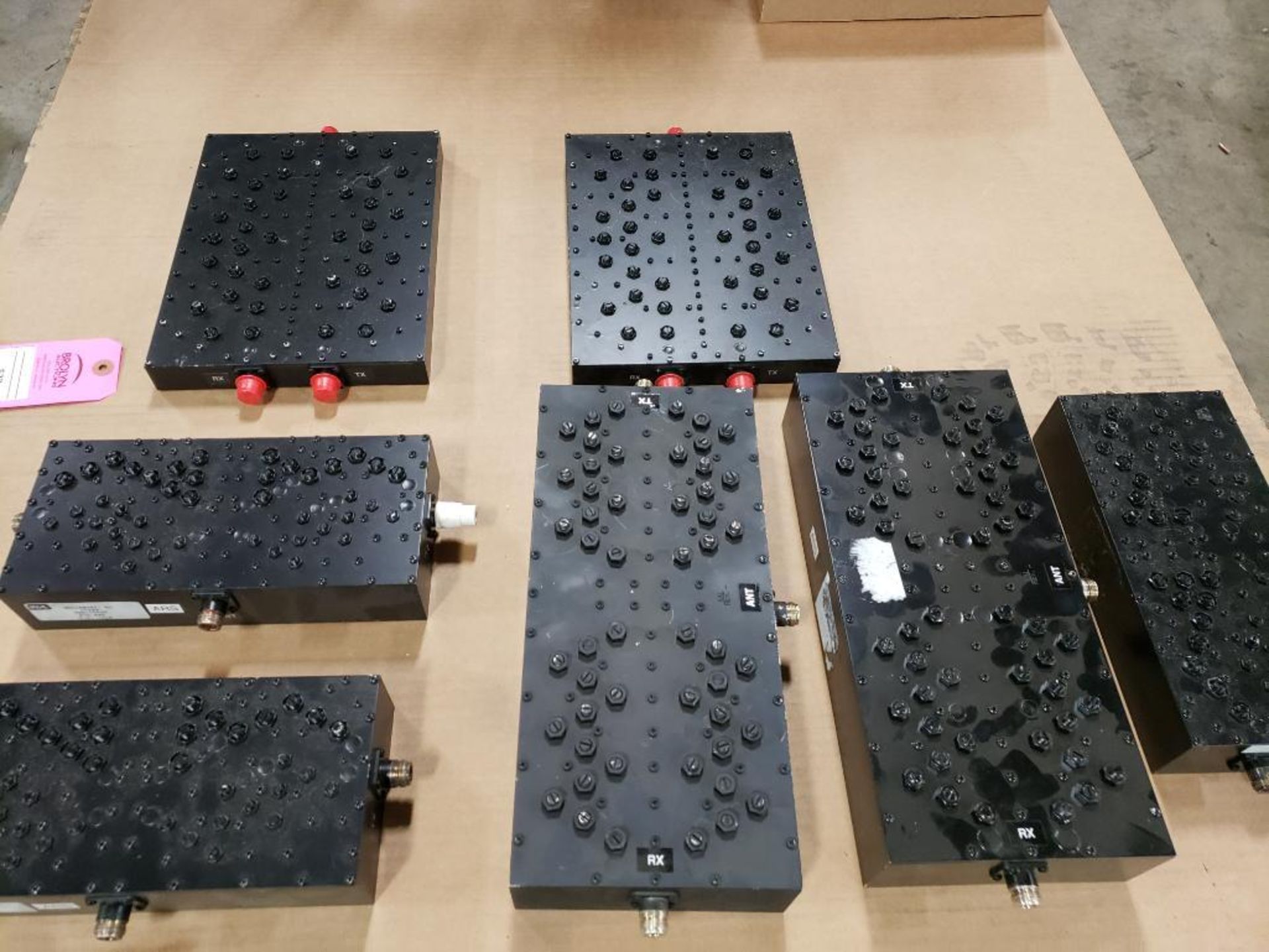 Assorted electrical full band duplexers. - Image 26 of 26