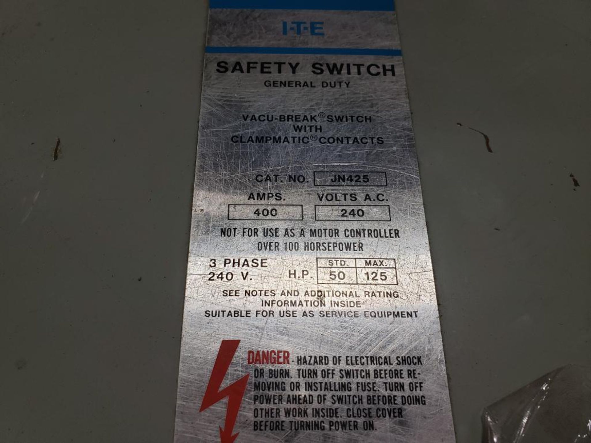 ITE Gould safety switch JN425 Vacu-Break switch with Clampmatic Contacts. 400AMP. - Image 8 of 26