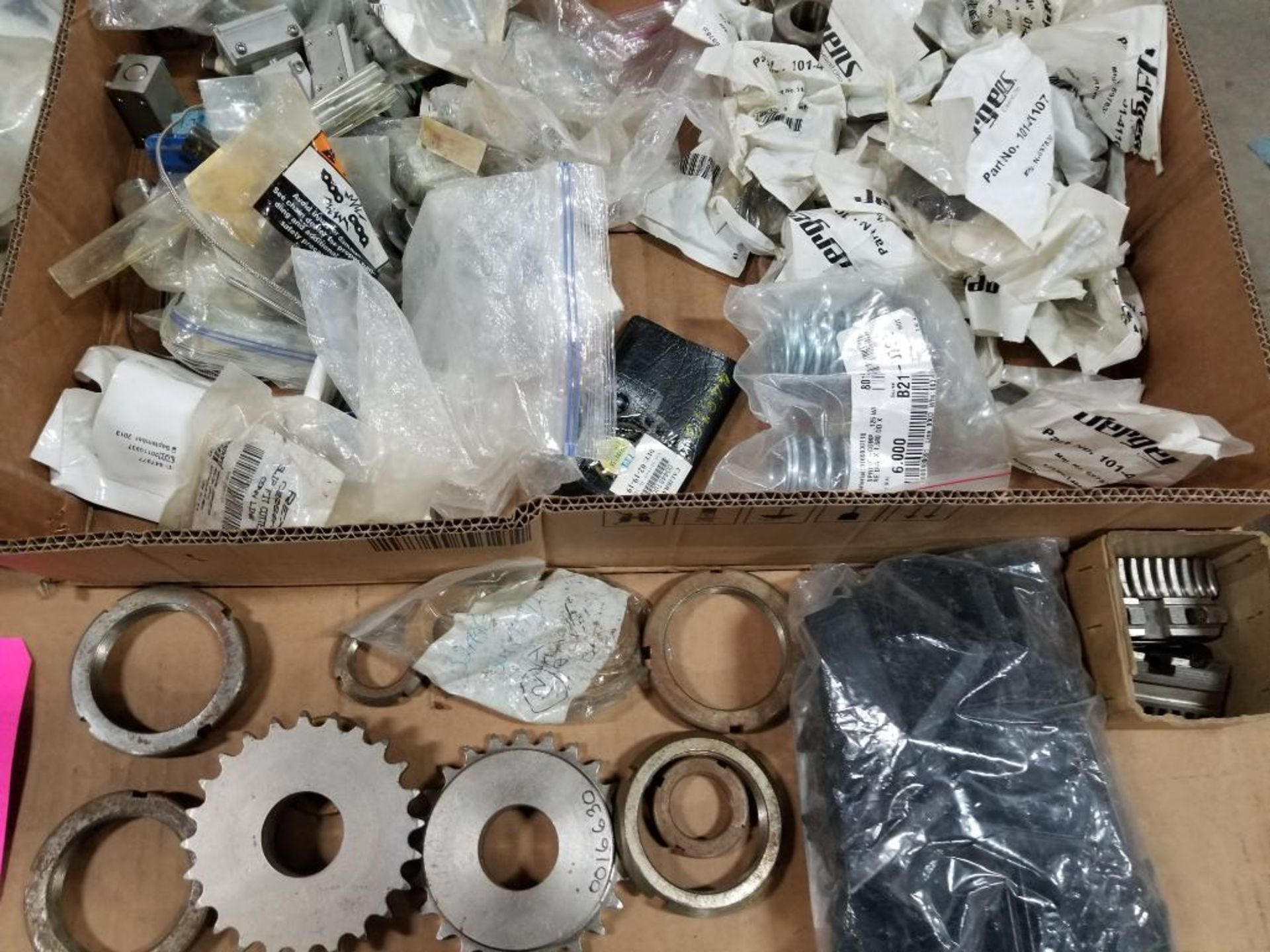 Pallet of assorted gears, rings, sleeves. - Image 3 of 30