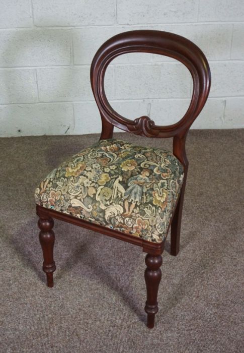 Four assorted Victorian mahogany dining chairs, including three ballon backed chairs (4) - Image 3 of 5