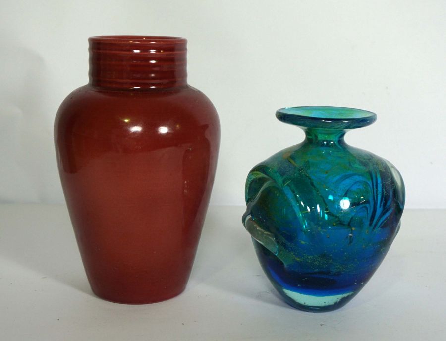 An assortment of coloured glass ware, including a Mdina globular blue glass vase, a pair of blue - Image 8 of 9