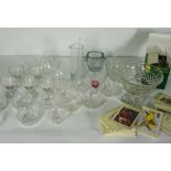 Assorted glassware, including a pressed glass fruit bowl, a jug and other items (a lot)