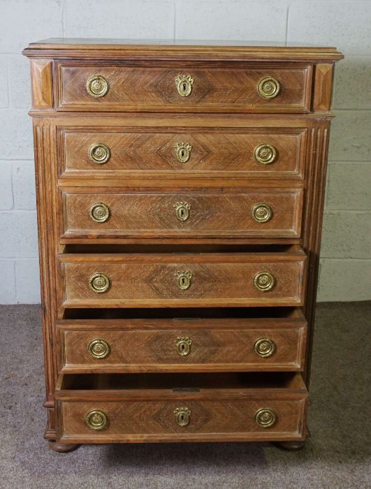 A Louis XVI style walnut chest of drawers, with a moulded top over six drawers, 120cm high, 80cm - Image 5 of 6