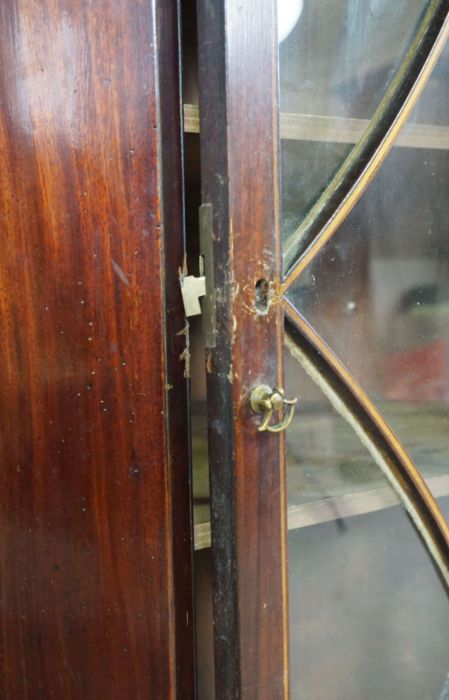 A George III mahogany corner cabinet, with a single glazed door and boxwood line inlays, 105cm high, - Image 5 of 5