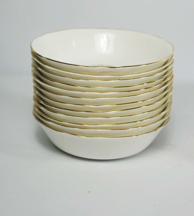 A set of Clan Urquhart crested table china, including 12 bowls, 12 large plates, 12 dessert - Image 7 of 7
