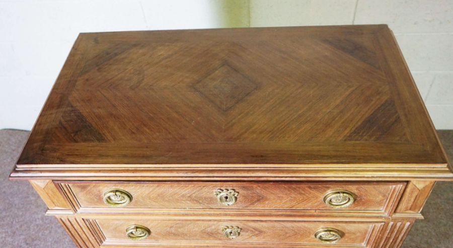 A Louis XVI style walnut chest of drawers, with a moulded top over six drawers, 120cm high, 80cm - Image 4 of 6