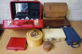 A group of assorted jewellery and trinket cases, together with a stationary box, and two