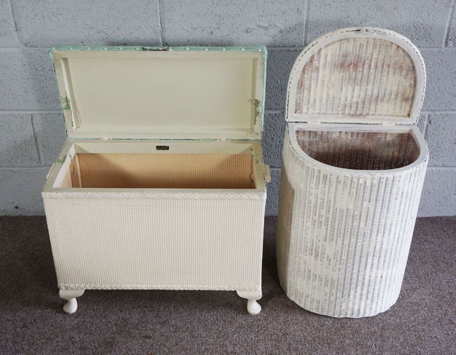 Three white bathroom chairs & two laundry baskets (5) - Image 3 of 4