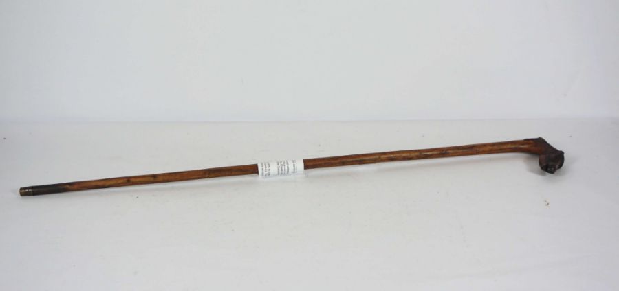 A beautifully carved walking stick, the handle carved with a horses head, inscribed ‘KEPKYPA’, - Image 2 of 3