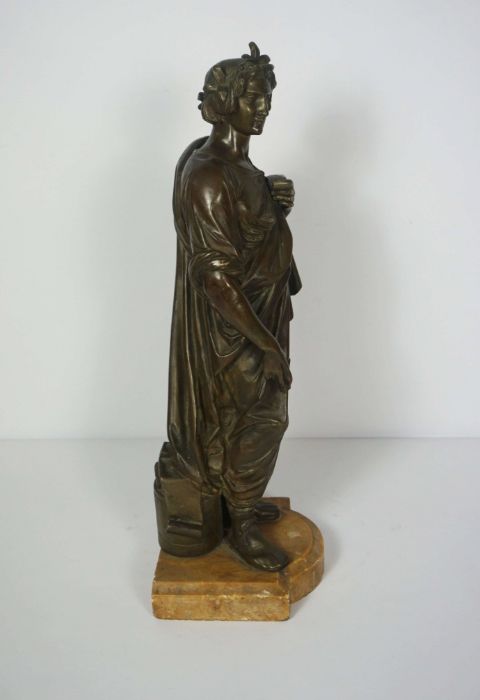 A Victorian bronze figure of Caesar, unsigned, standing wearing a toga, set on a stone base, 49cm - Image 2 of 3