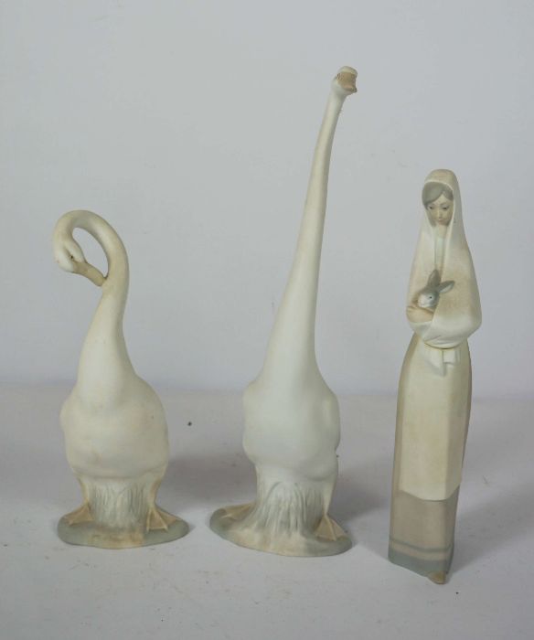 Lot of various figurines, including a rocking horse, grotesque figures, a runner duck etc (a lot) - Image 4 of 8