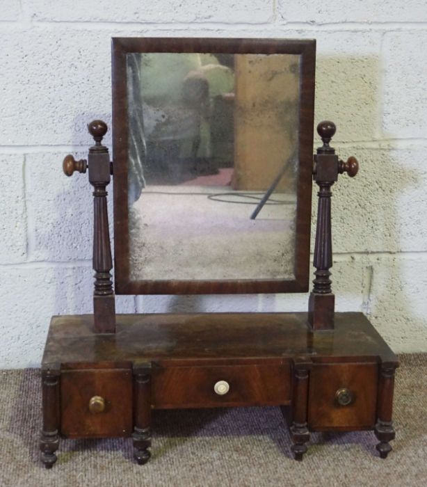 A mahogany dressing table mirror, 19th century, with box plateau base and three drawers, 70cm